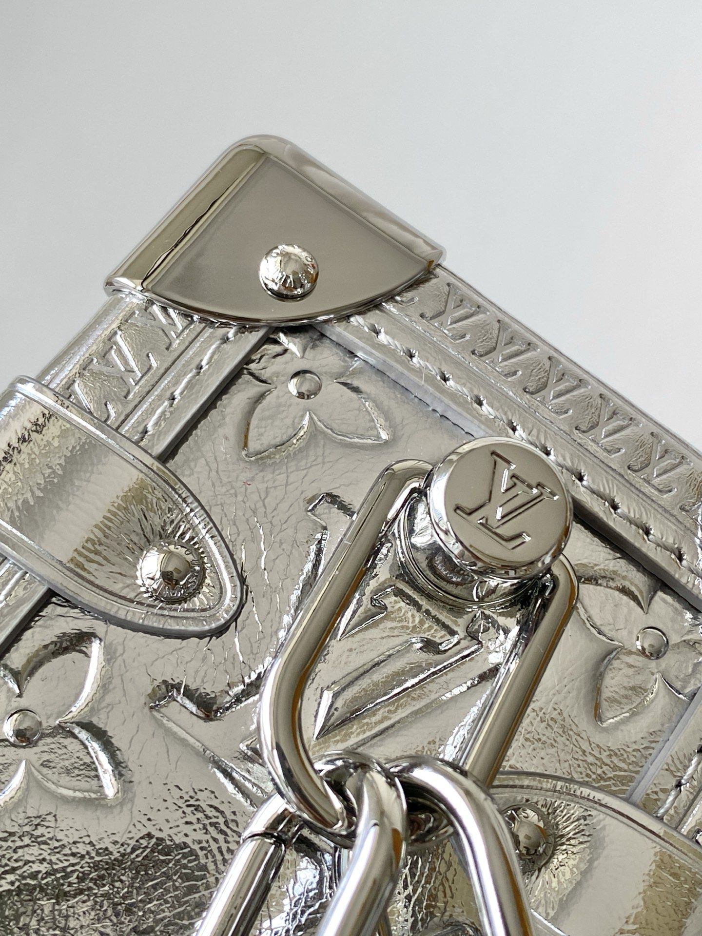 LV Side Trunk MM M26223 23.5x16x8.5cm