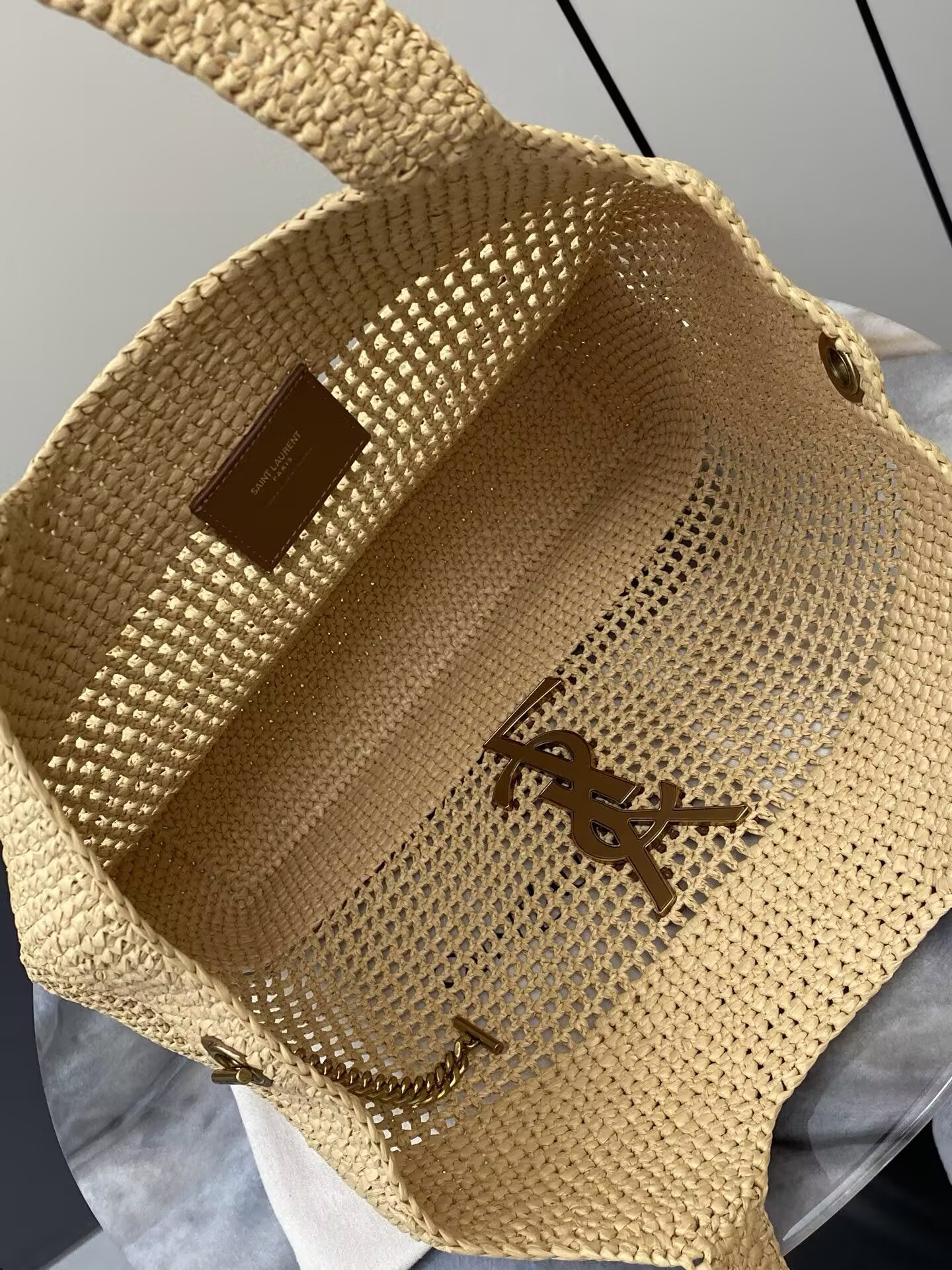 Y51 ICARE IN RAFFIA 46x28x5cm