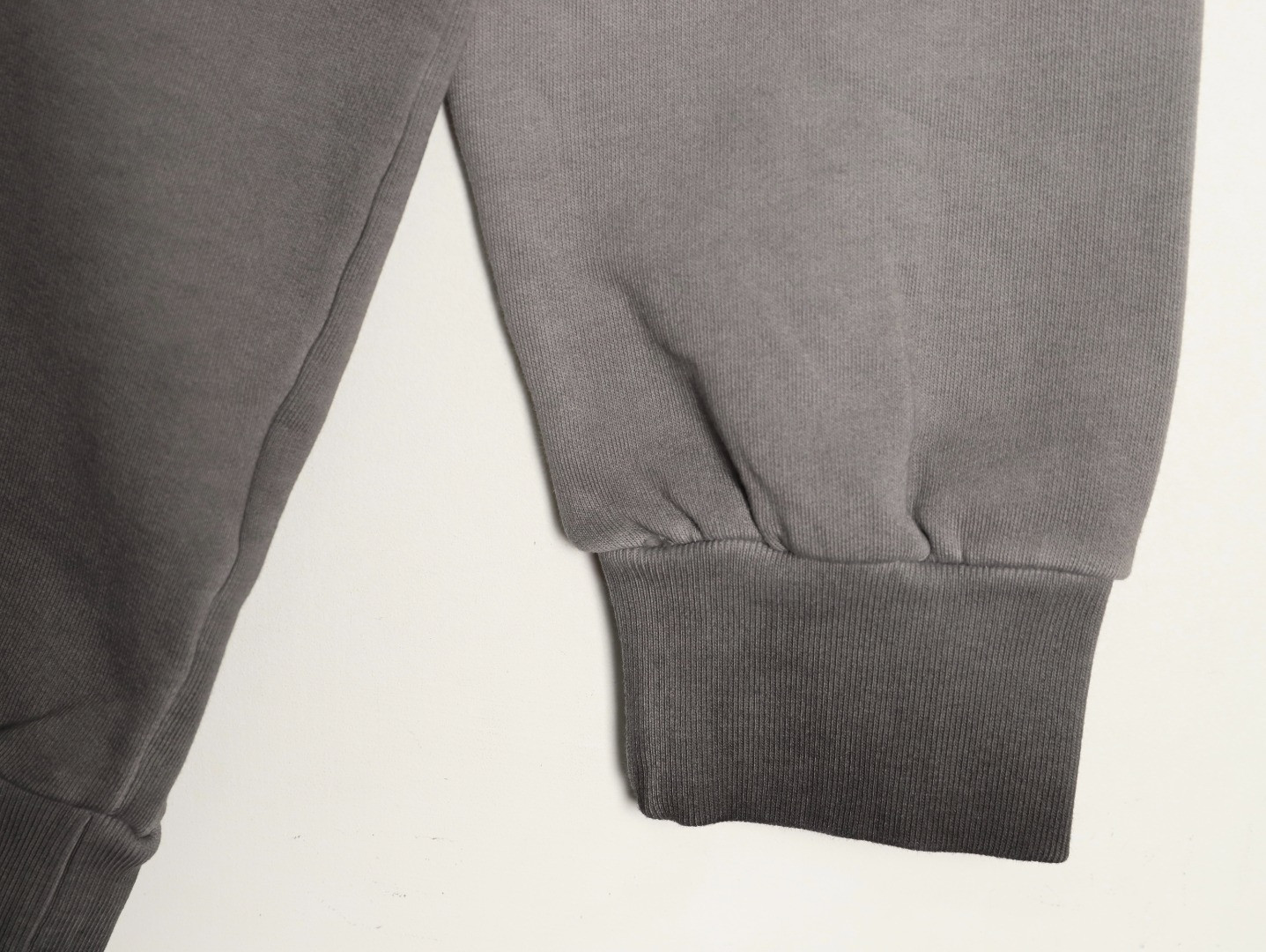 Ch*0me He**ts Hoodies