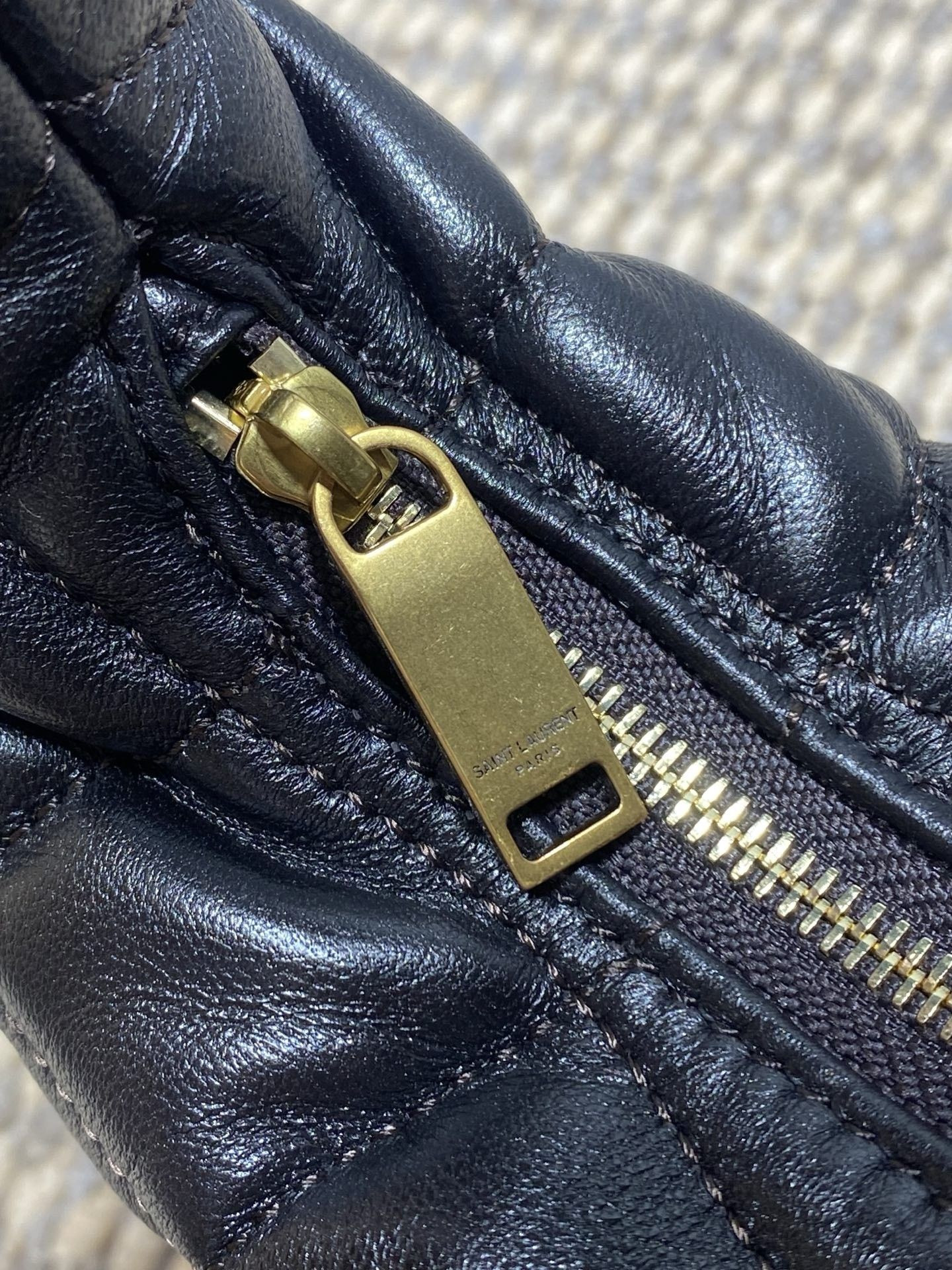 Y51 ICARINO IN QUILTED NAPPA 17x13x3cm