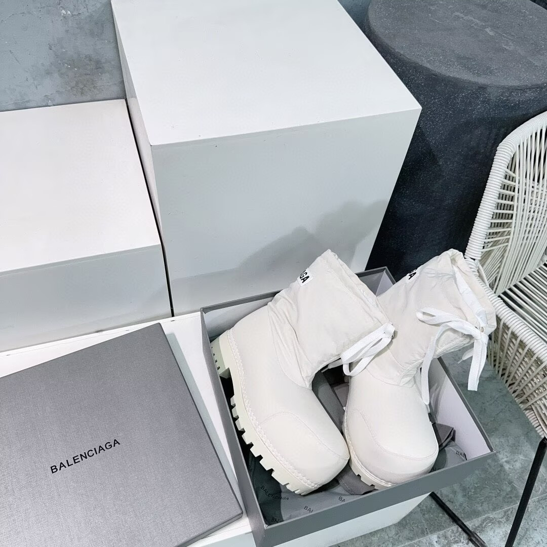 UA Balenciaga Boot