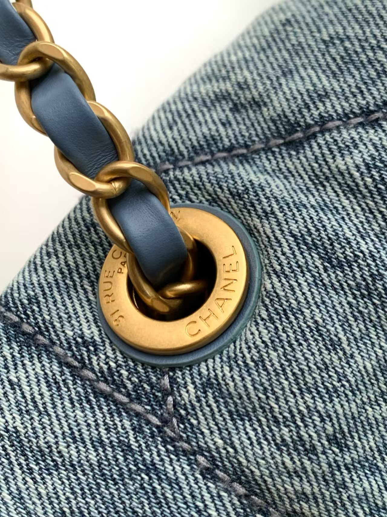 Ch**el Maxi Flap Bag 27x45x10cm