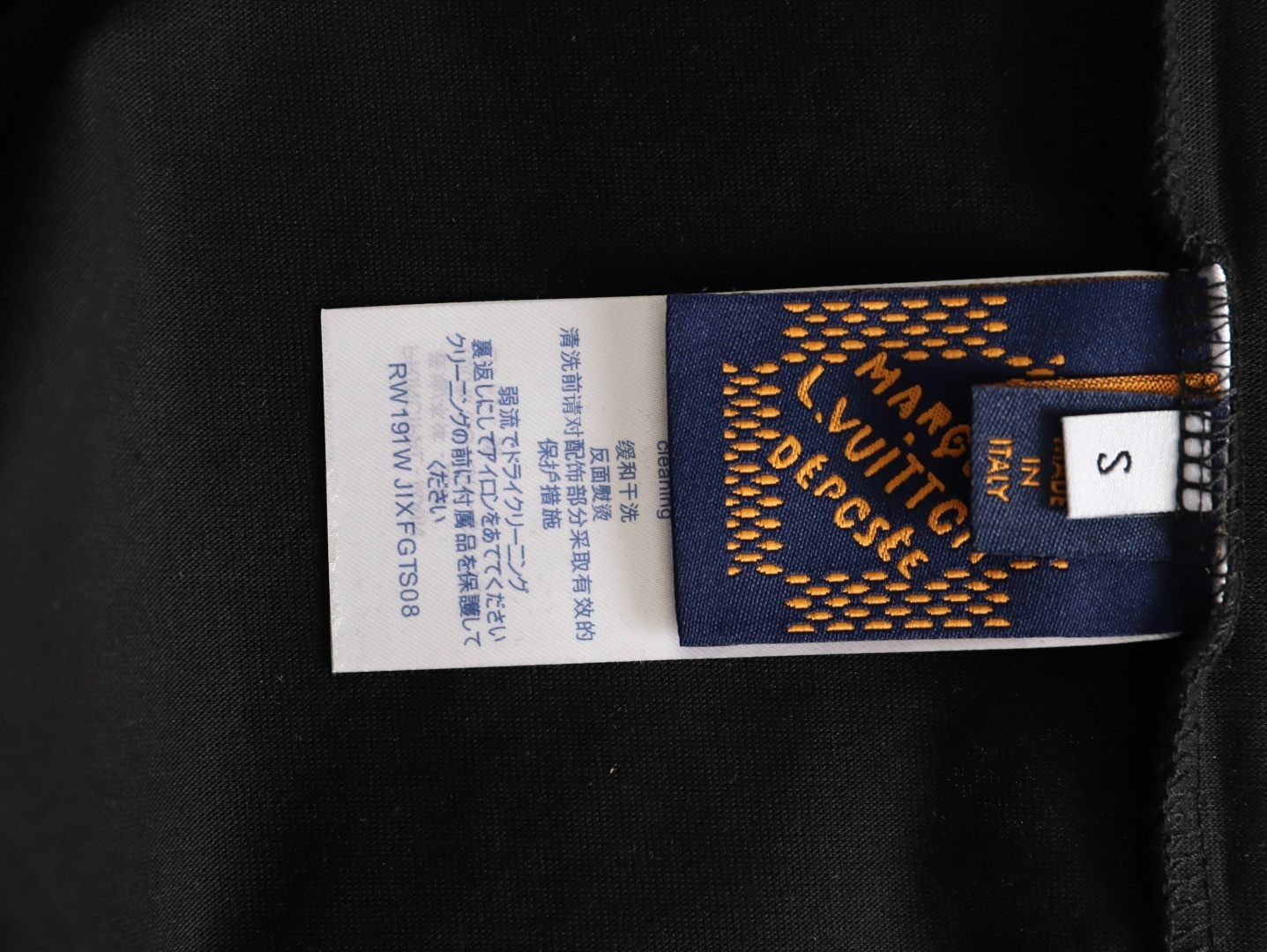 L0vis Vvtt0n Long-sleeved T-shirt