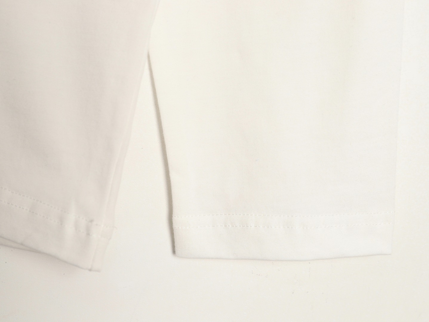 L0vis Vvtt0n Long-sleeved T-shirt