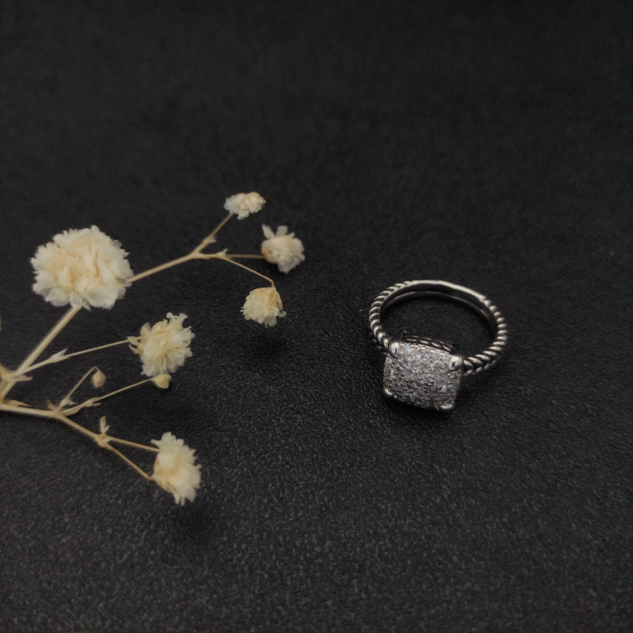 David Yurman Four prong full D1am0nd Ring