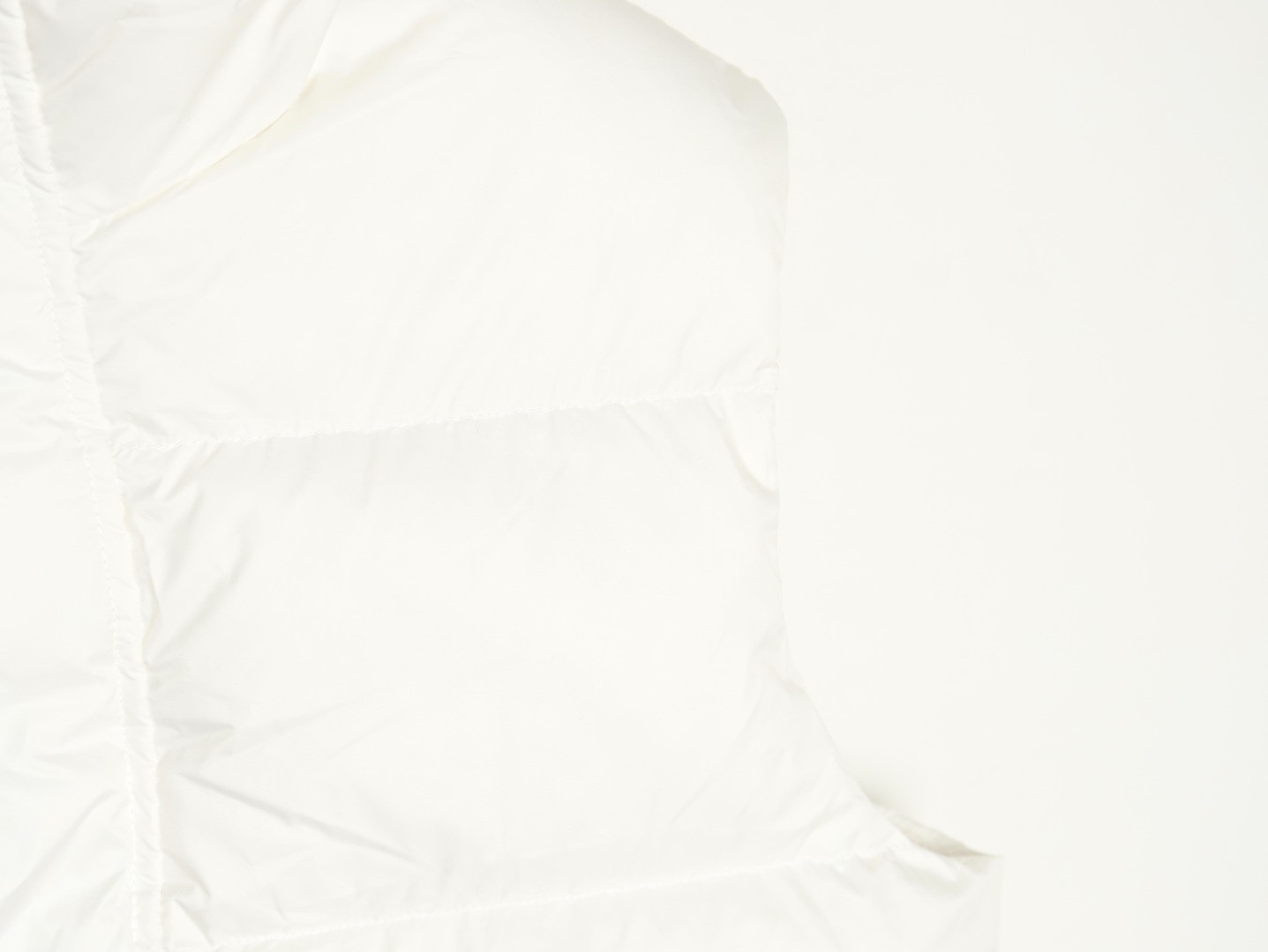 Ba1en*iaga BLCG Puffer Vest