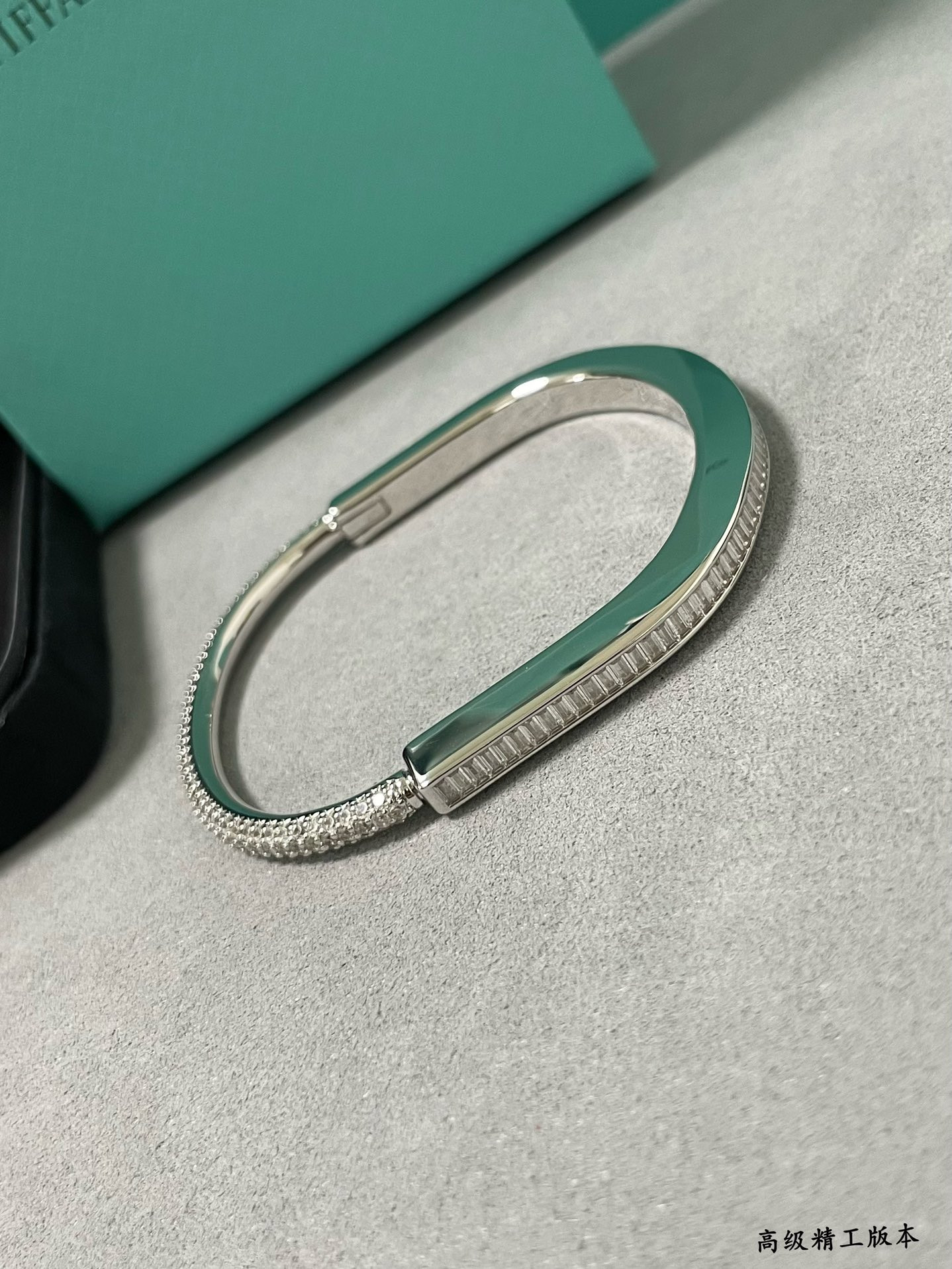 T*f*ny & Co. T Lock Square D1am0nd Bracelet