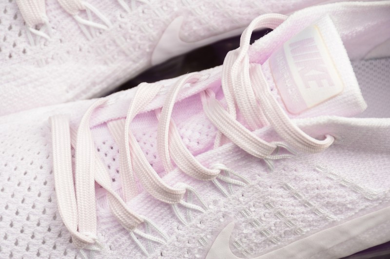 UA Nike Wmns Air Vapormax Flyknit "Light Violet"