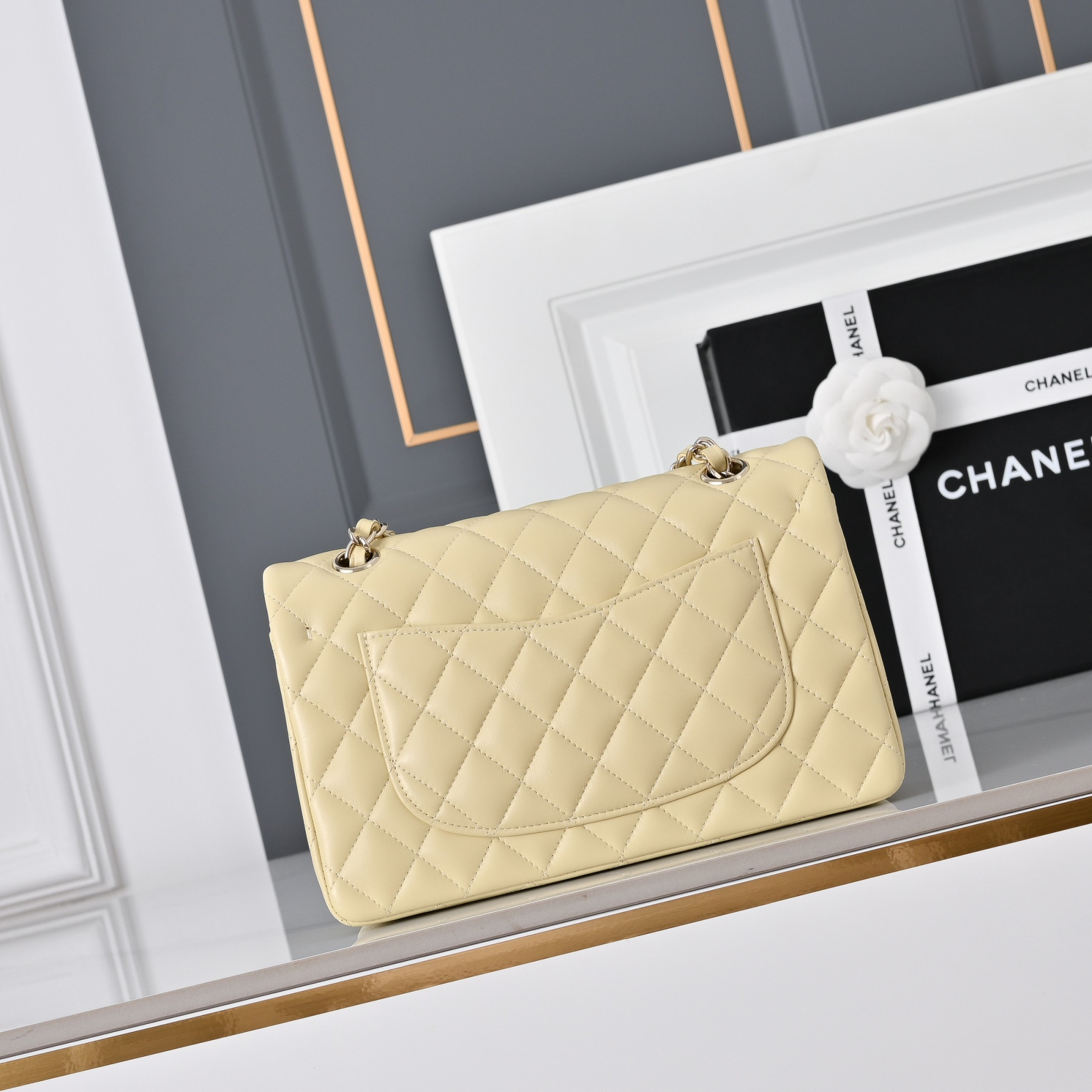 Ch**el classic flap handbag cf a01113 23x14.5x6cm