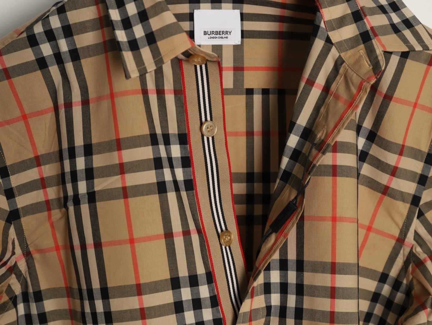 Bv*b*rry long-sleeved shirts