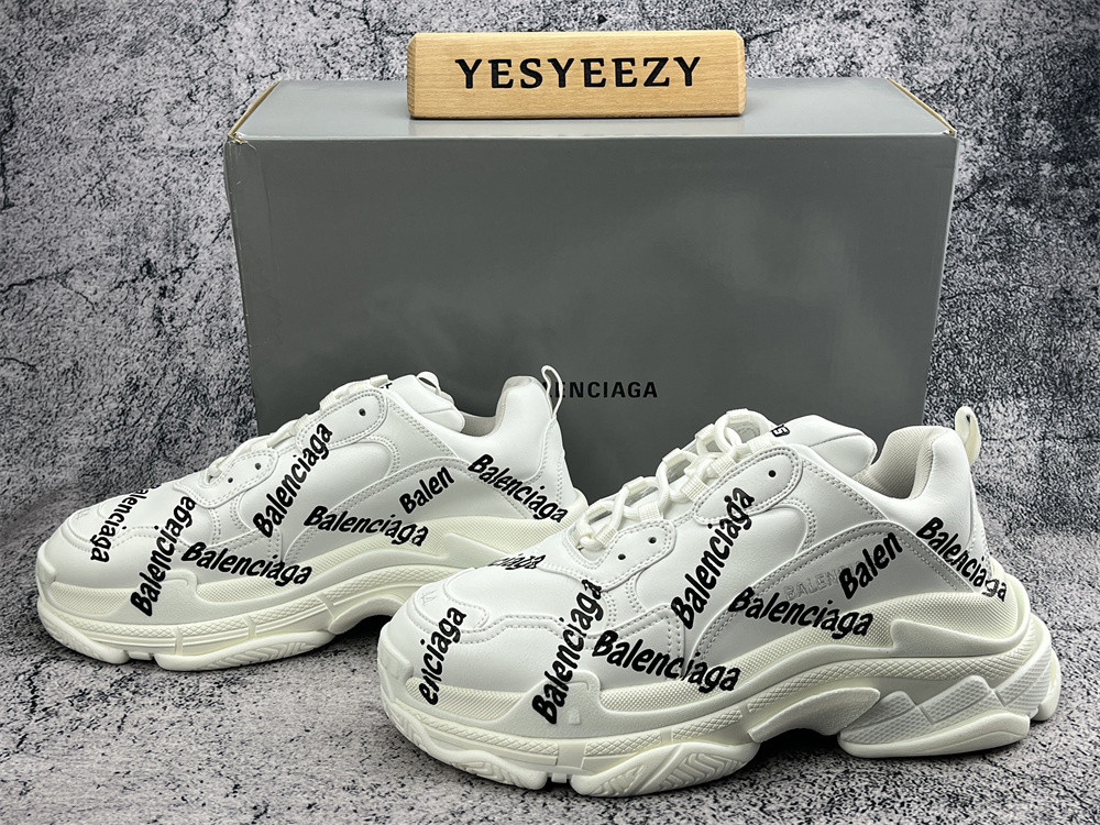 UA TRIPLE S CLEAR SOLE WHITE