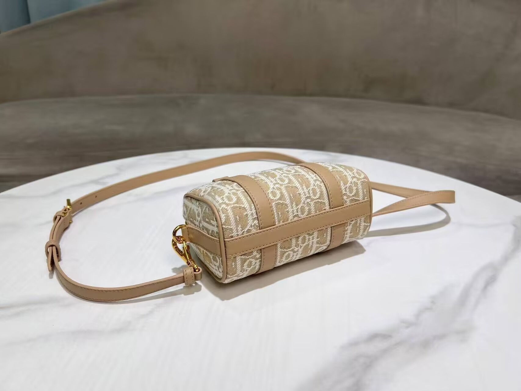 D10r Groove 17 Bag D10r Oblique Jacquard 17x10x8cm