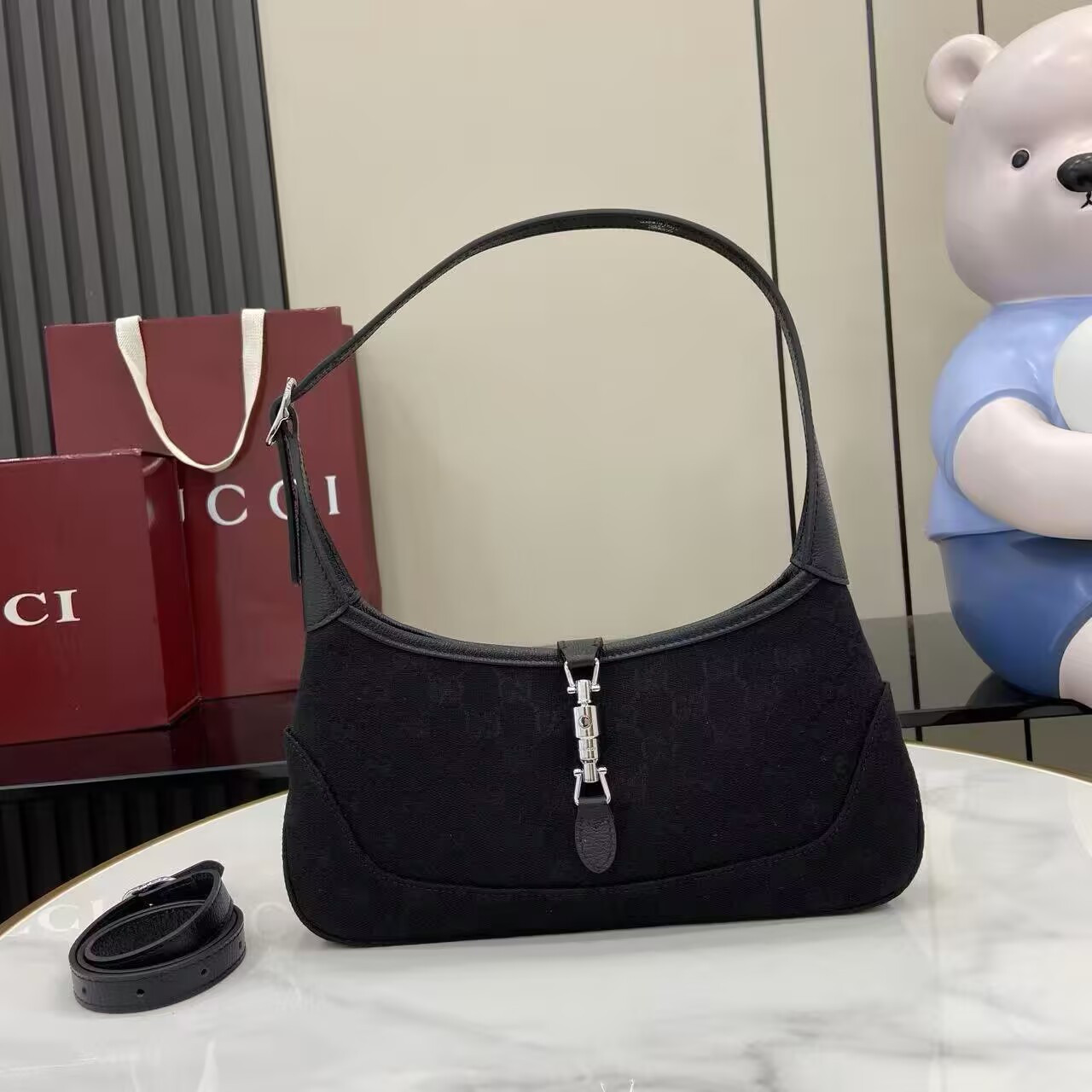 Gvc*1 Jackie Slim Small Shoulder Bag 27x13x6cm