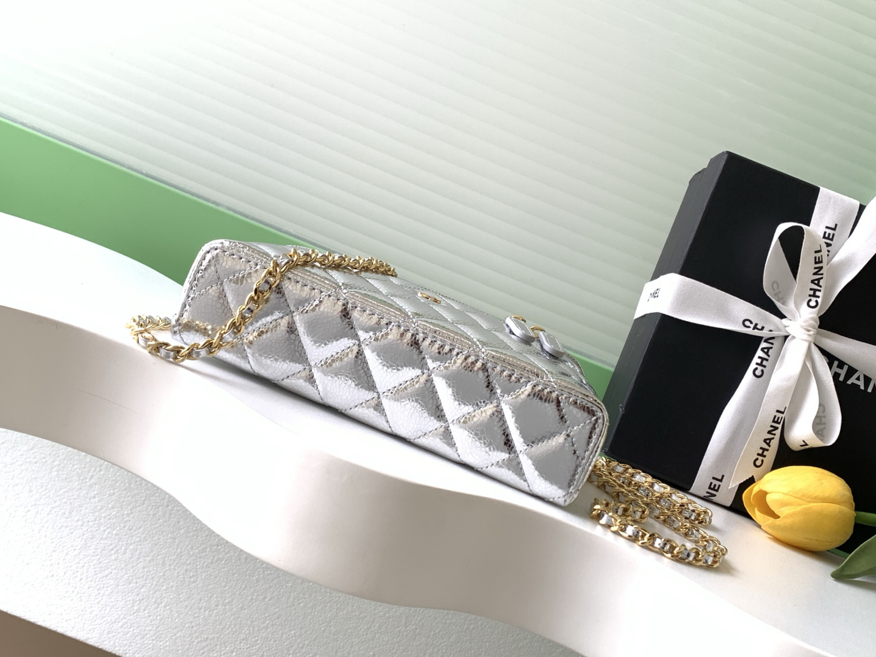 Ch**el Vanity with Chain 17x19x5cm