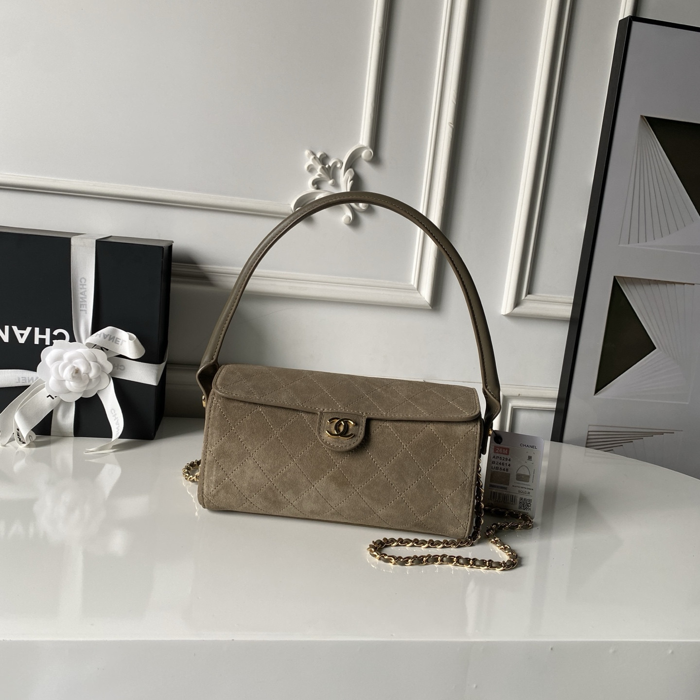 Ch**el Clutch with chain AP5294 11x23x12.5cm
