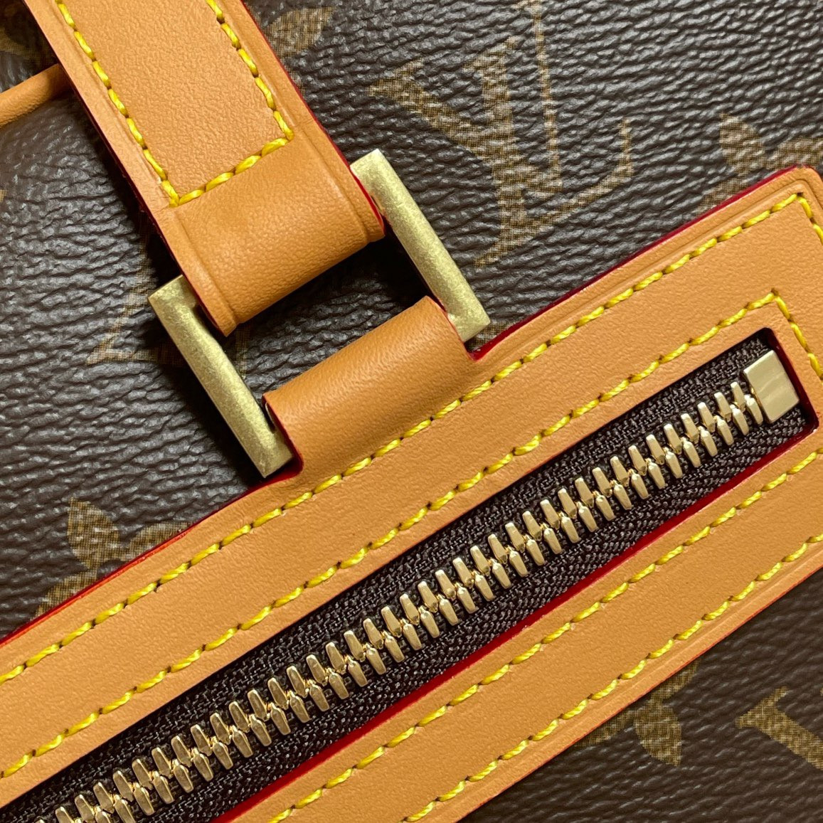 L0vis Vvtt0n LV CITE GM M51181