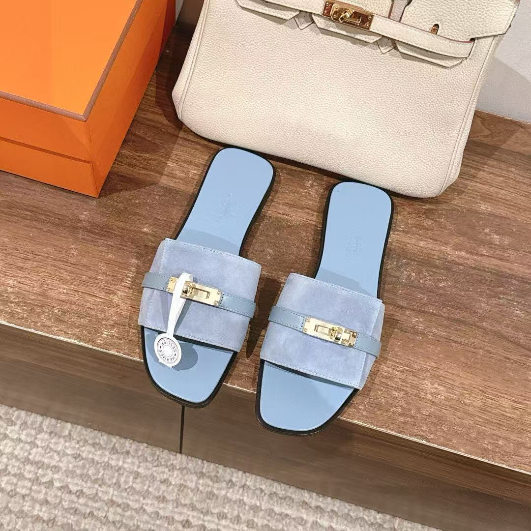 UA H**me5 Giulia sandal