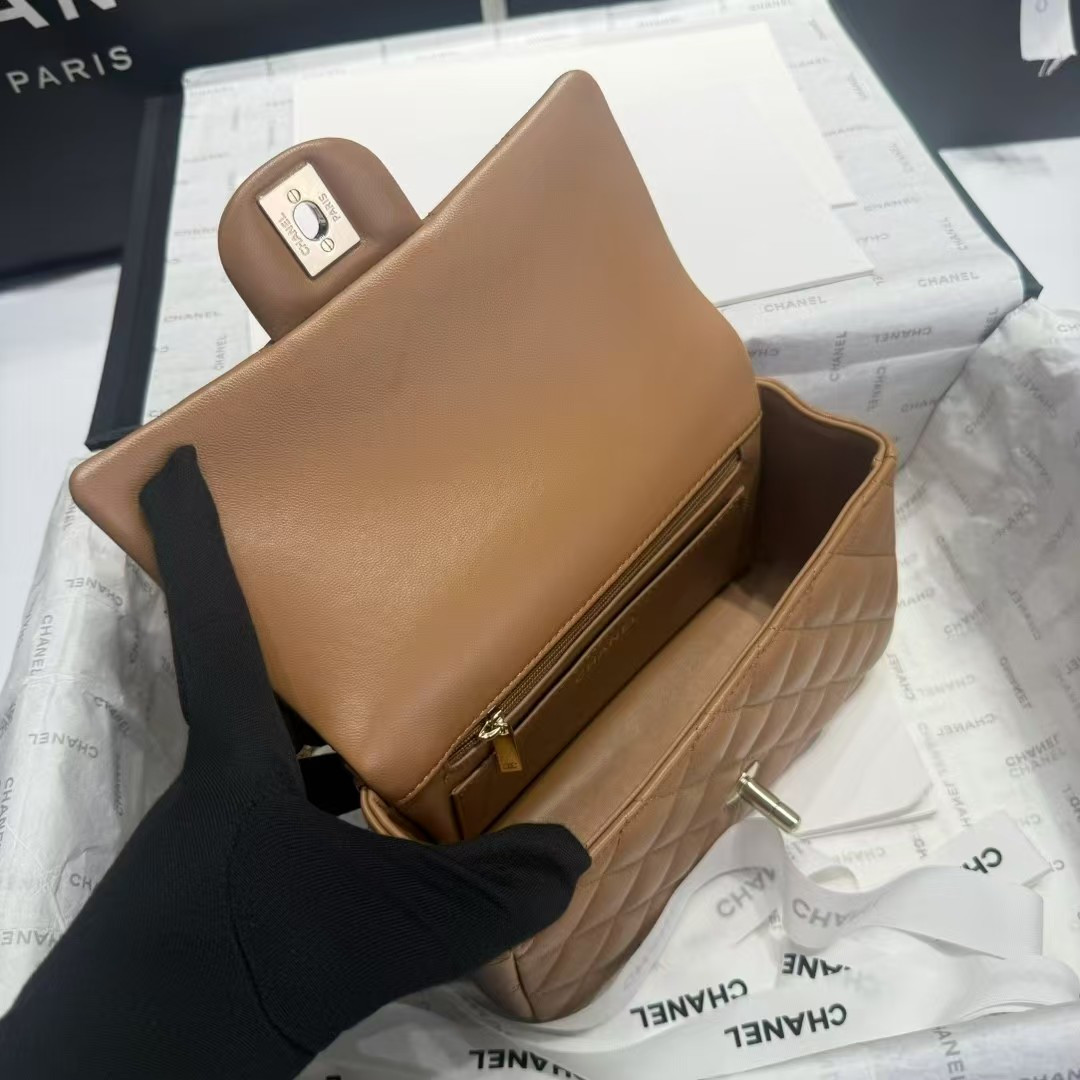 Ch**el Mini CF handle 20x12x6cm