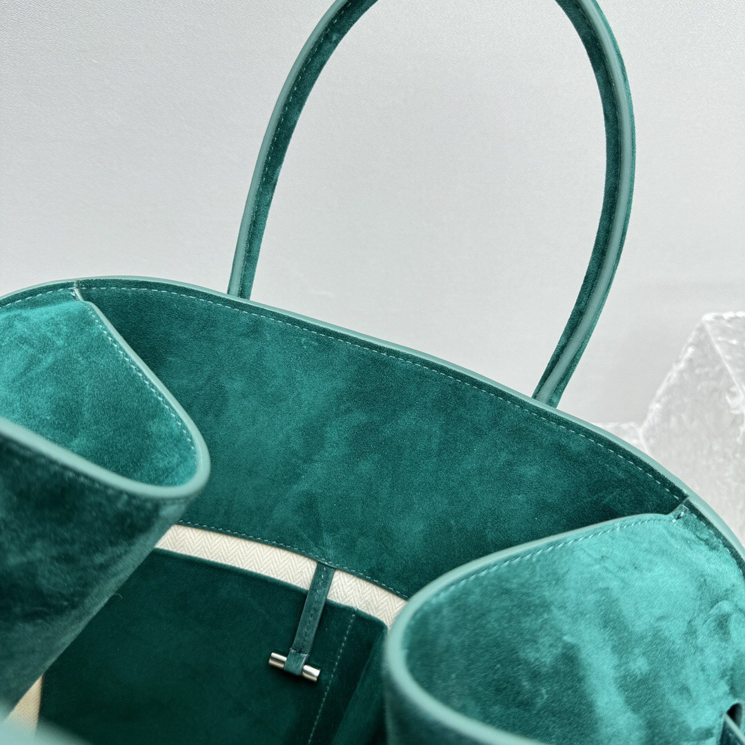 The R0w Soft Margaux 15 Bag 38.5x16x30cm