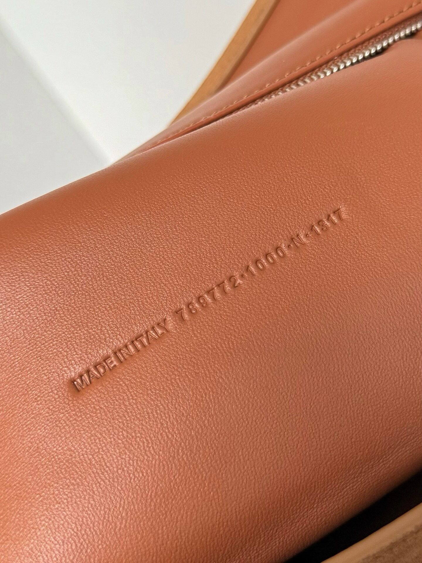 Ba1en*iaga Rodeo Medium 35x23.3x10.9cm