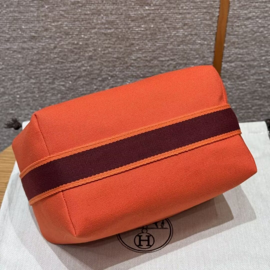 H**me5 Canvas Bride-A-Brac Case Toiletry Pouch