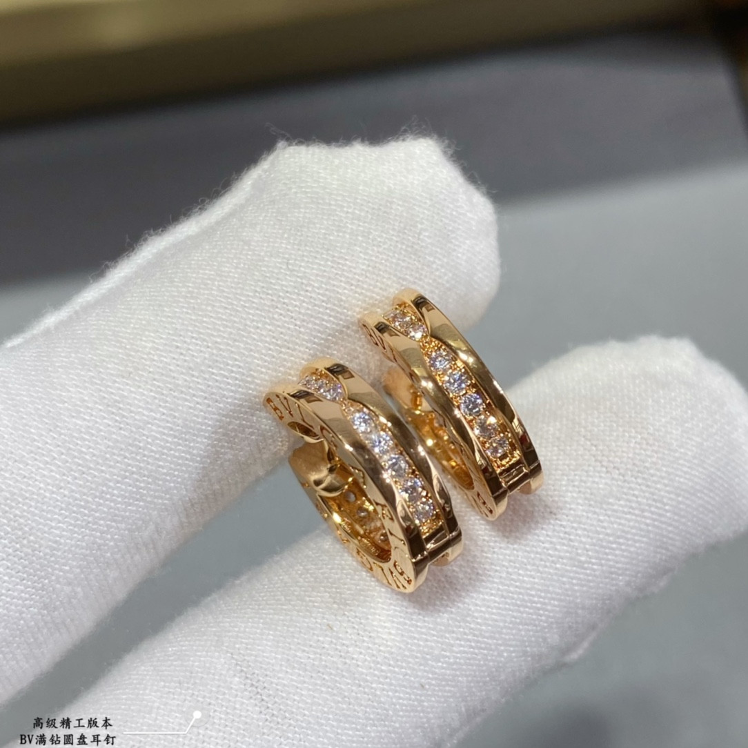 Bv1g*ai Disc full of D1am0nds Earrings