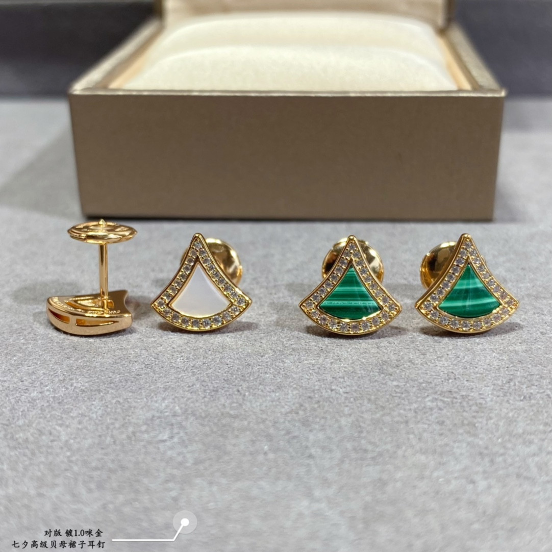 Bv1g*ai Skirt Earrings