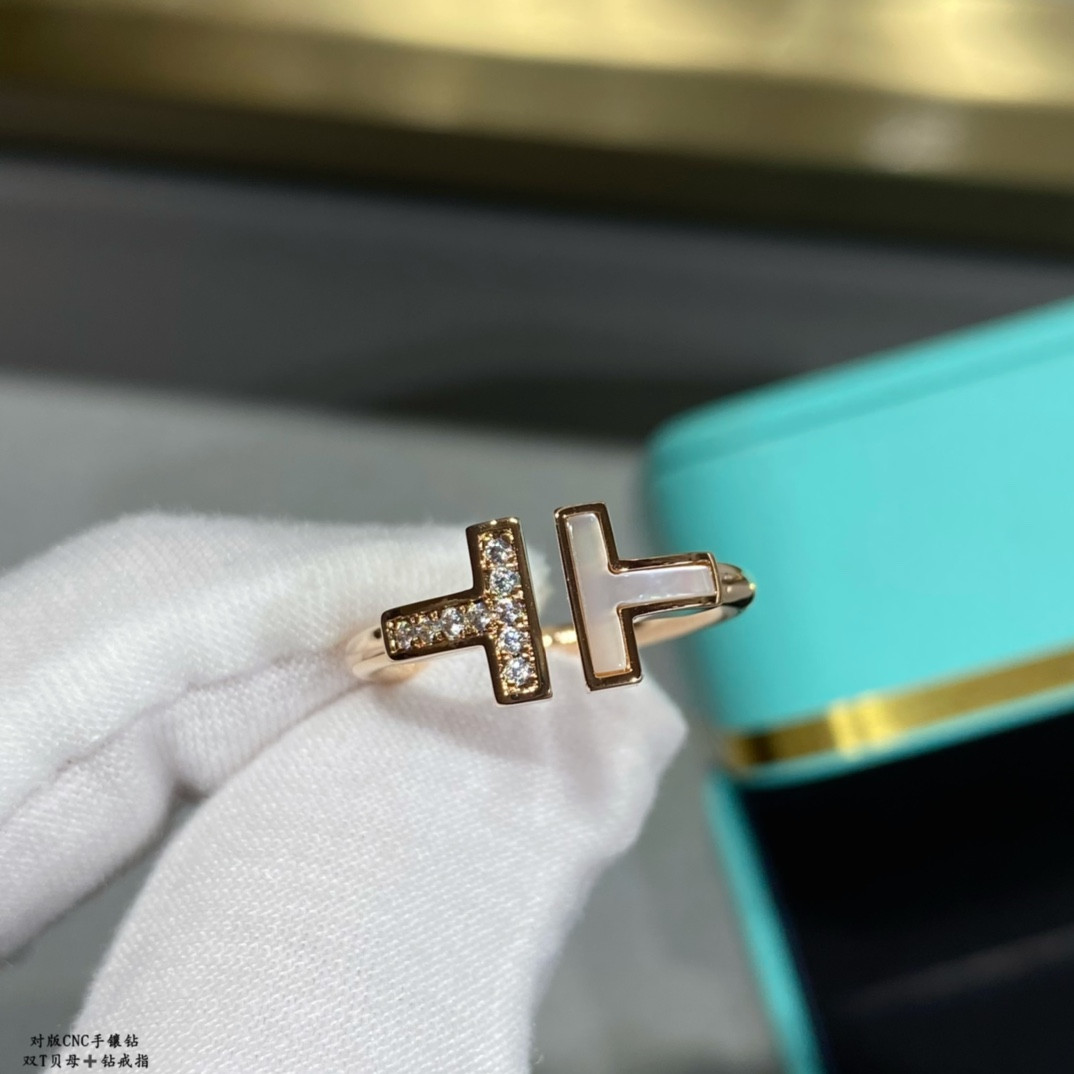 T*f*ny & Co. Double T Mother-of-Pearl & D1am0nd Ring