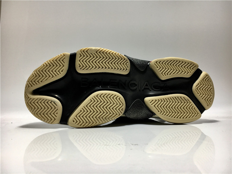 UA PARIS TRIPLE S TRAINER BLACK