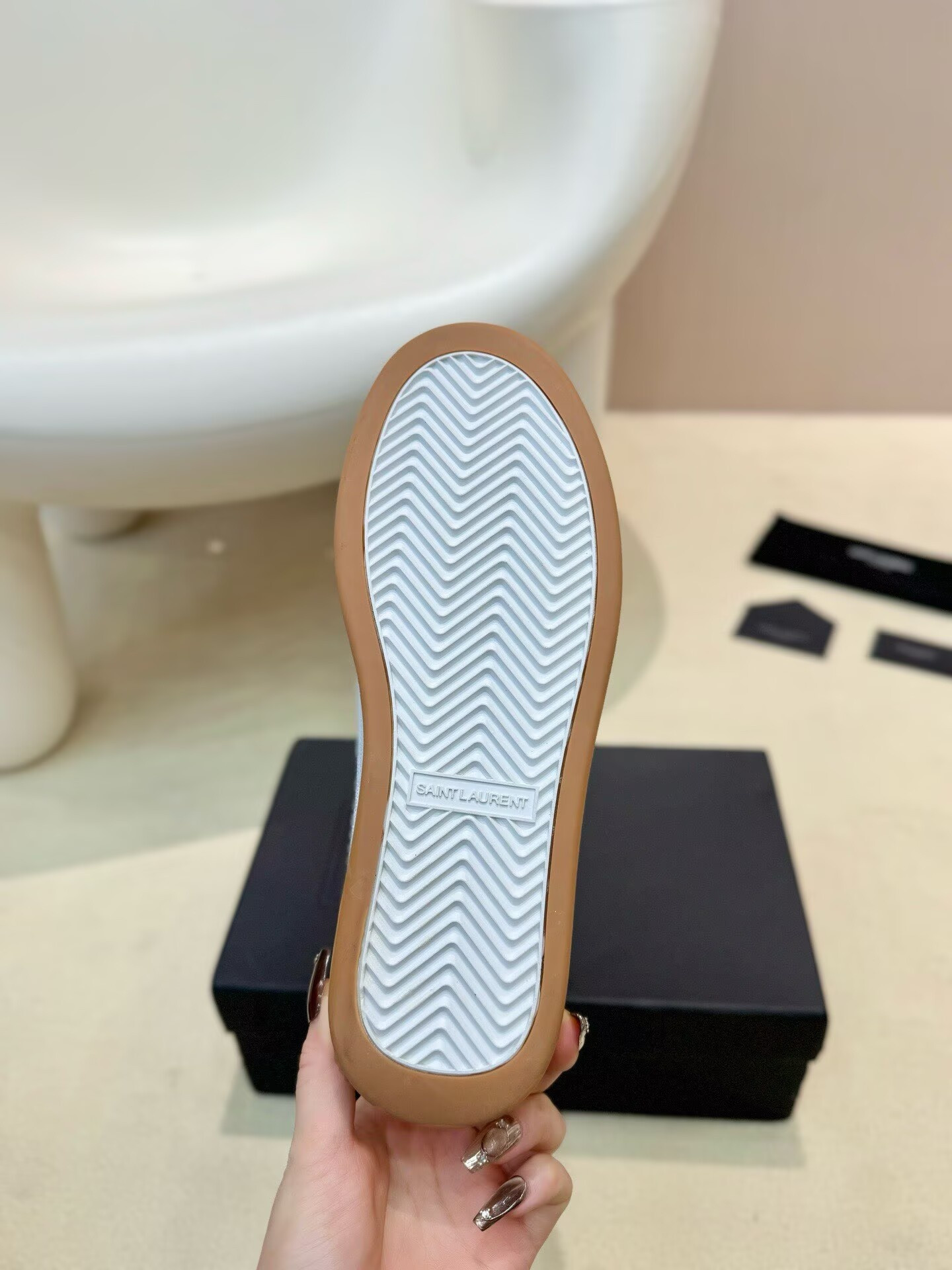 UA Y51 Sneakers