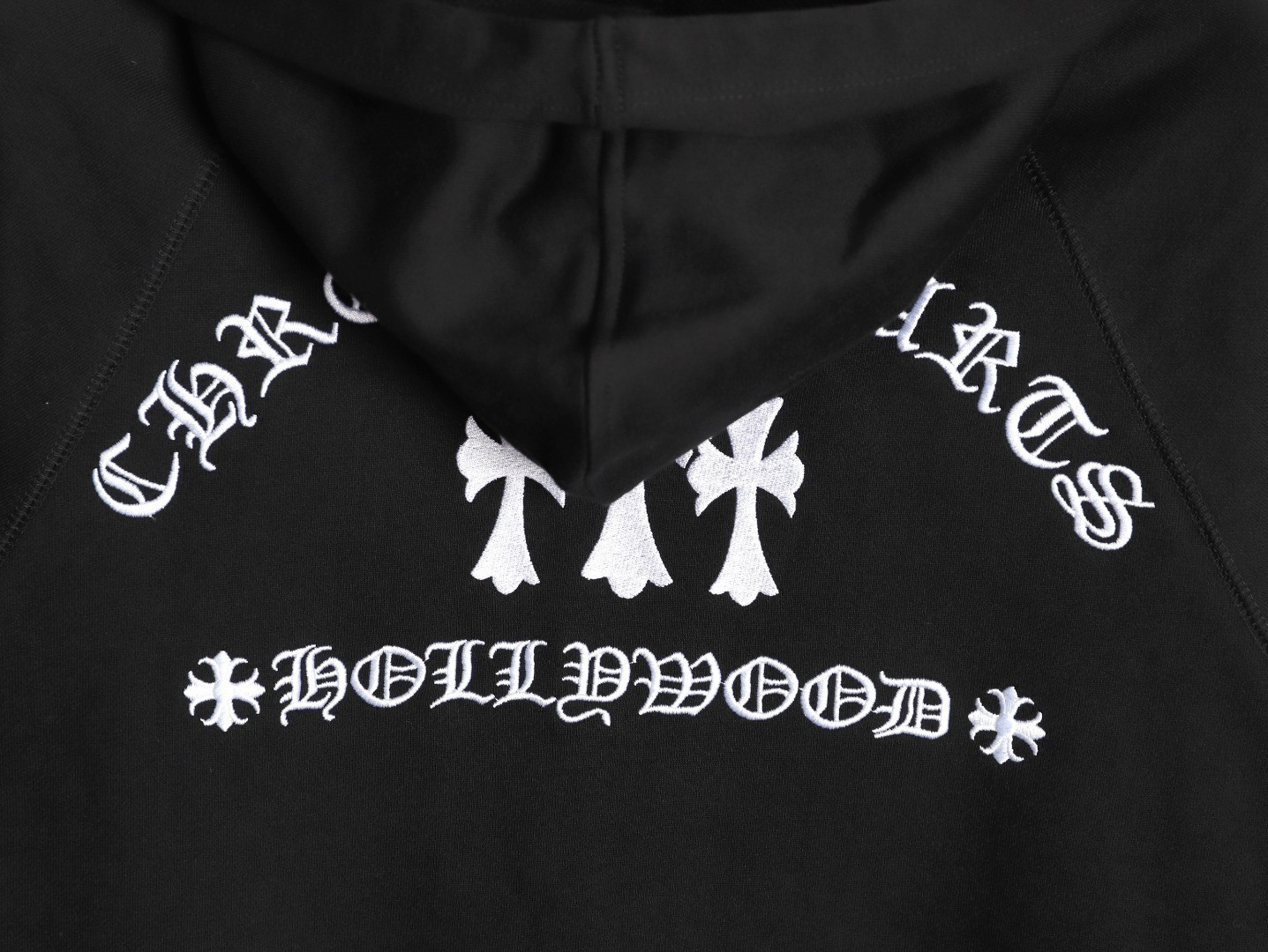 Ch*0me He**ts hoodies