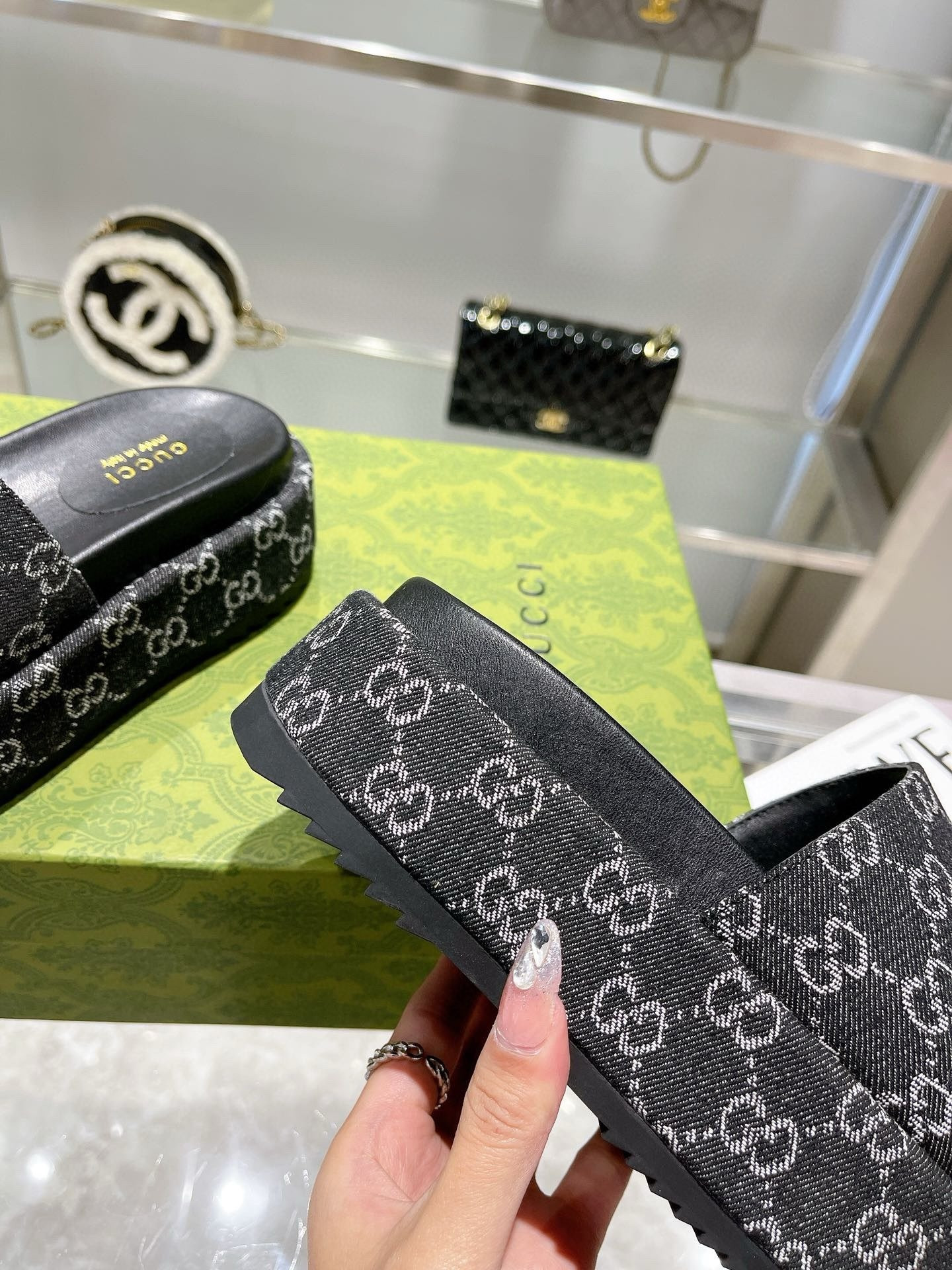 UA Gvc*1 GG PLATFORM Slide Sandal