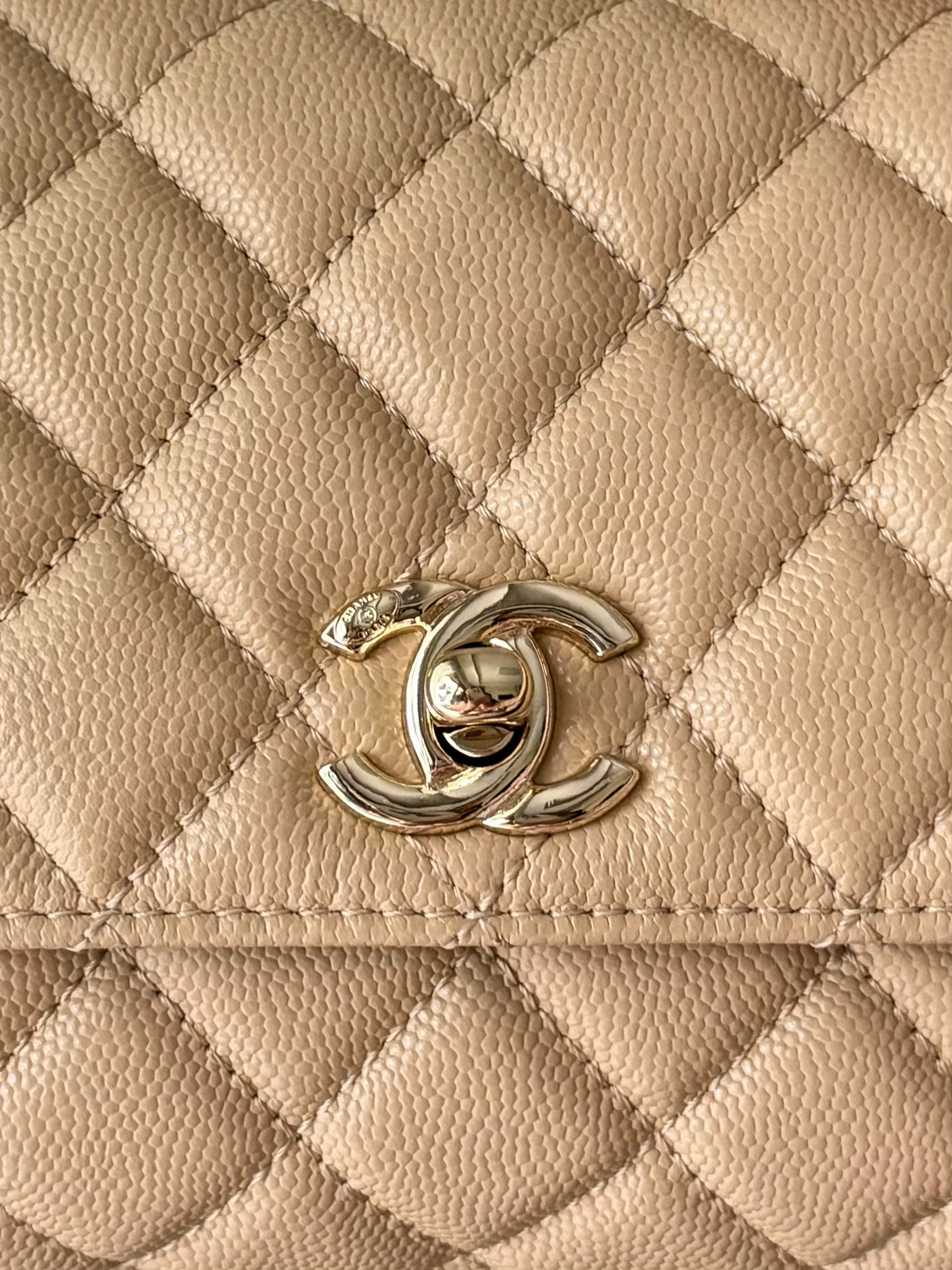 CHANEL mini coco handle 13x19x9cm