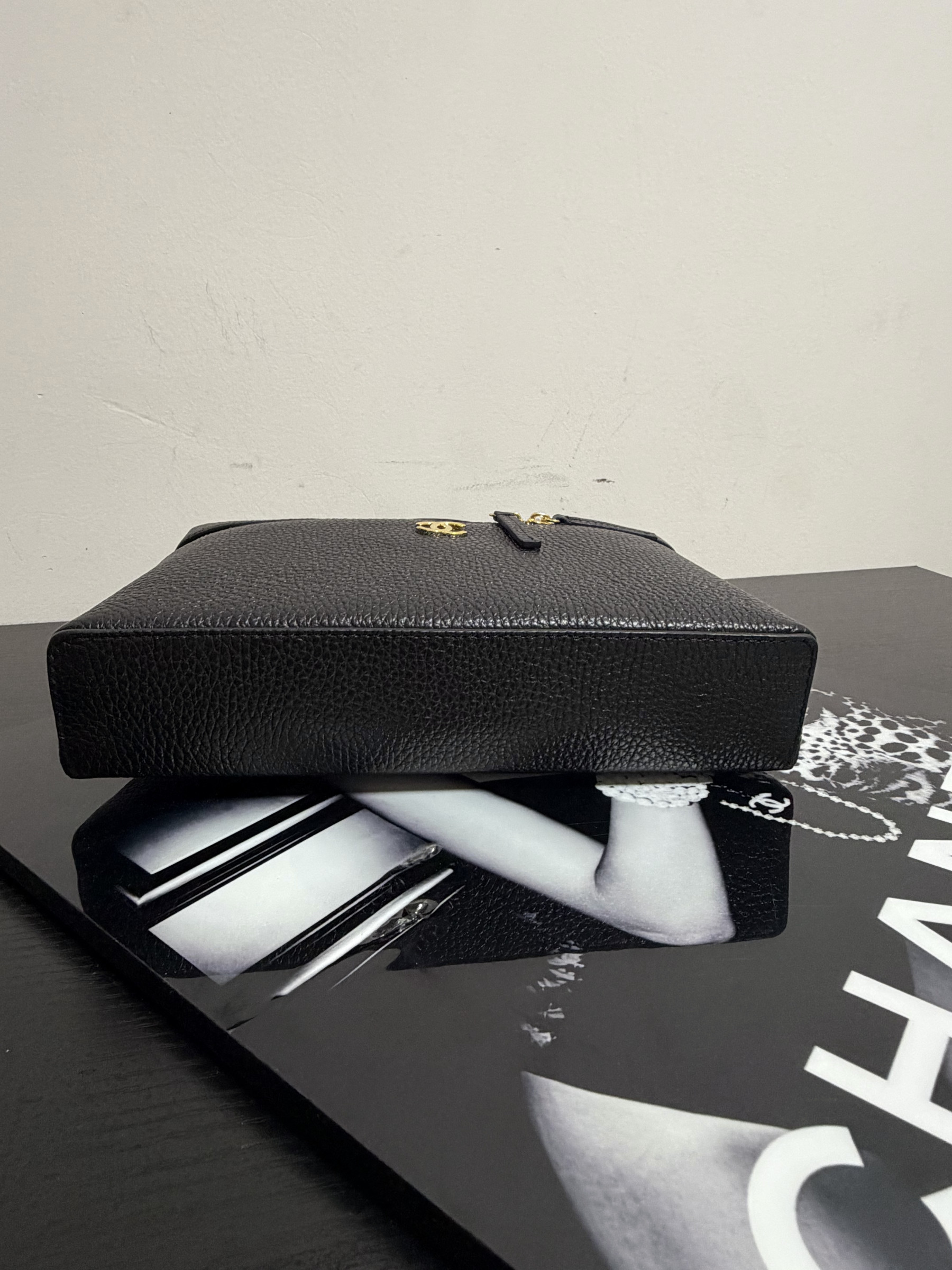 Ch**el classic vanity with chain handbag ap5347 15x23x5cm