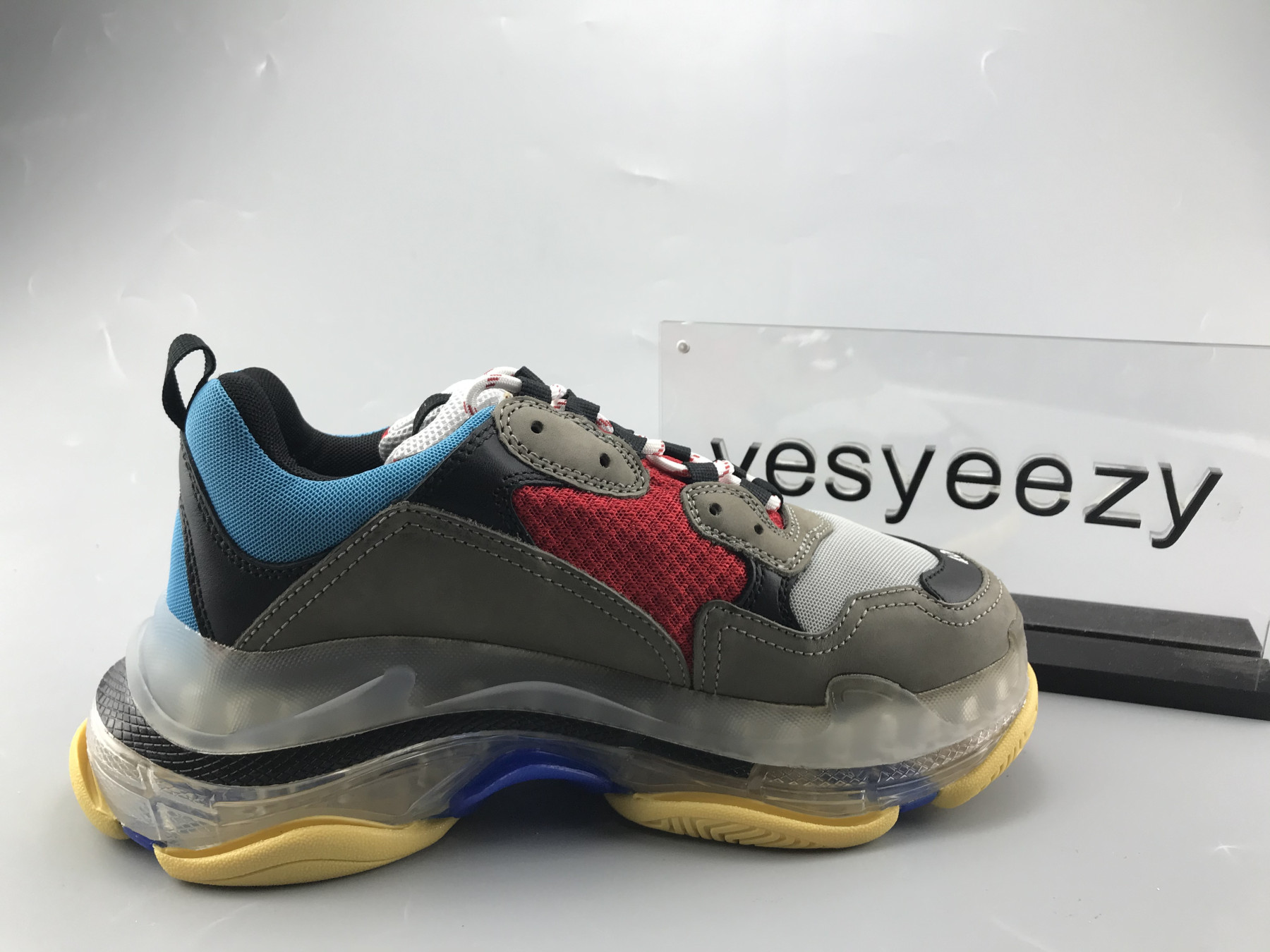UA TRIPLE S CLEAR SOLE SNEAKER BLUE AND RED