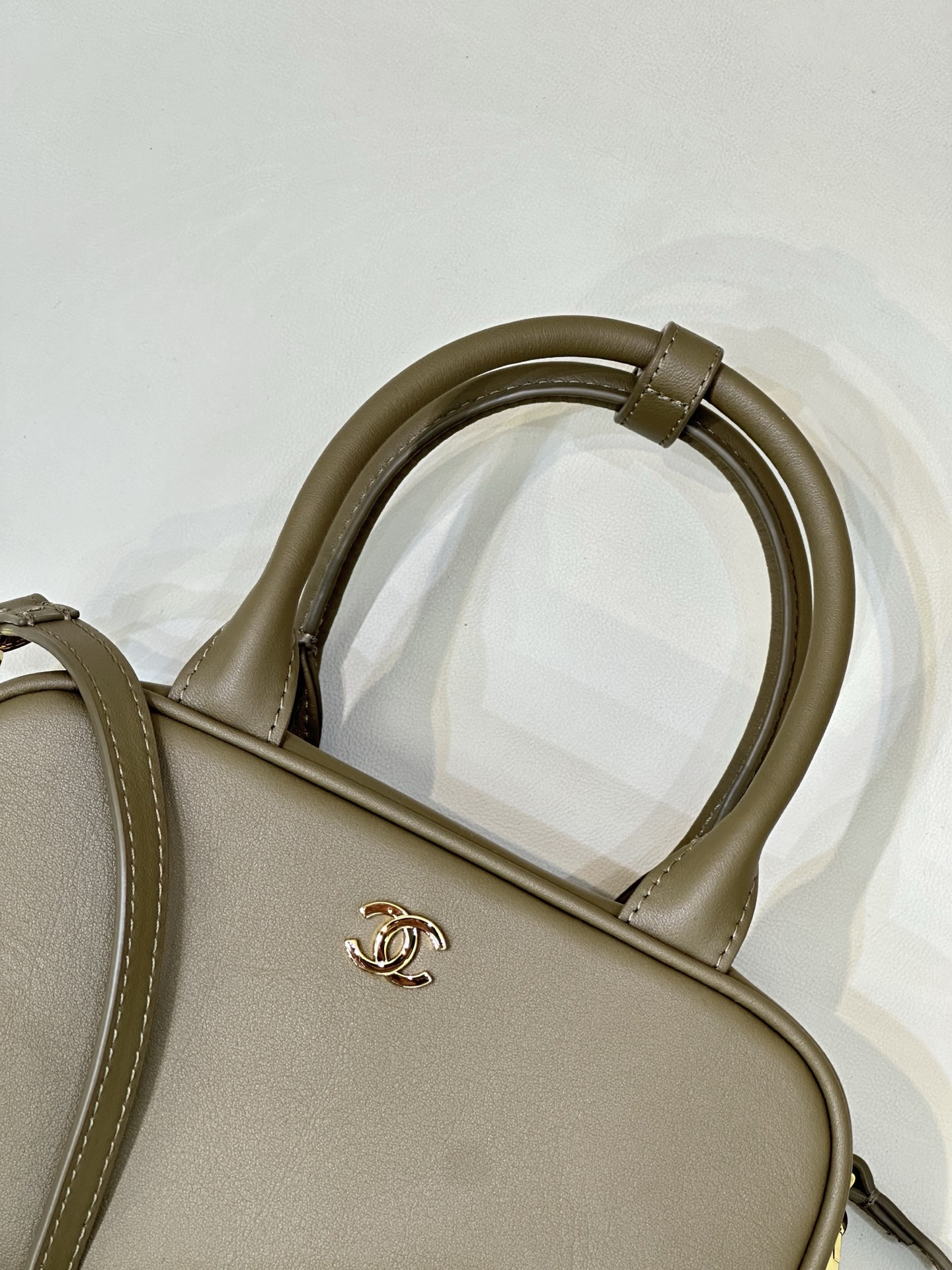 Ch**el Bowling Clutch with Leather Strap AP5528 13x21x9cm