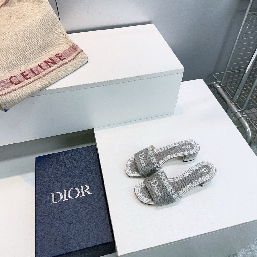 UA D10ramour D10r Dentelle Heeled Slide