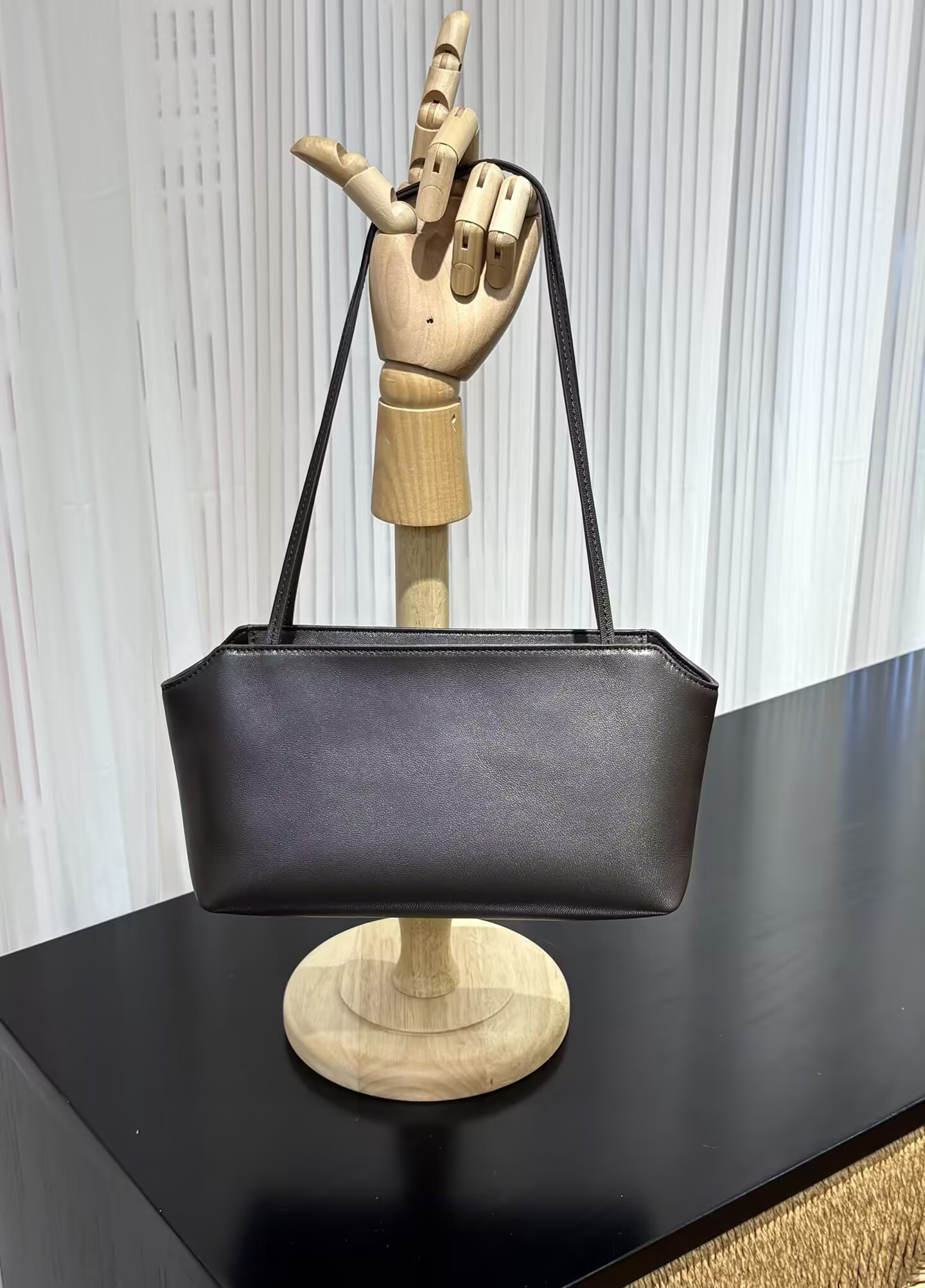 The R0w Terrasse To-Go Bag 21x13x11cm