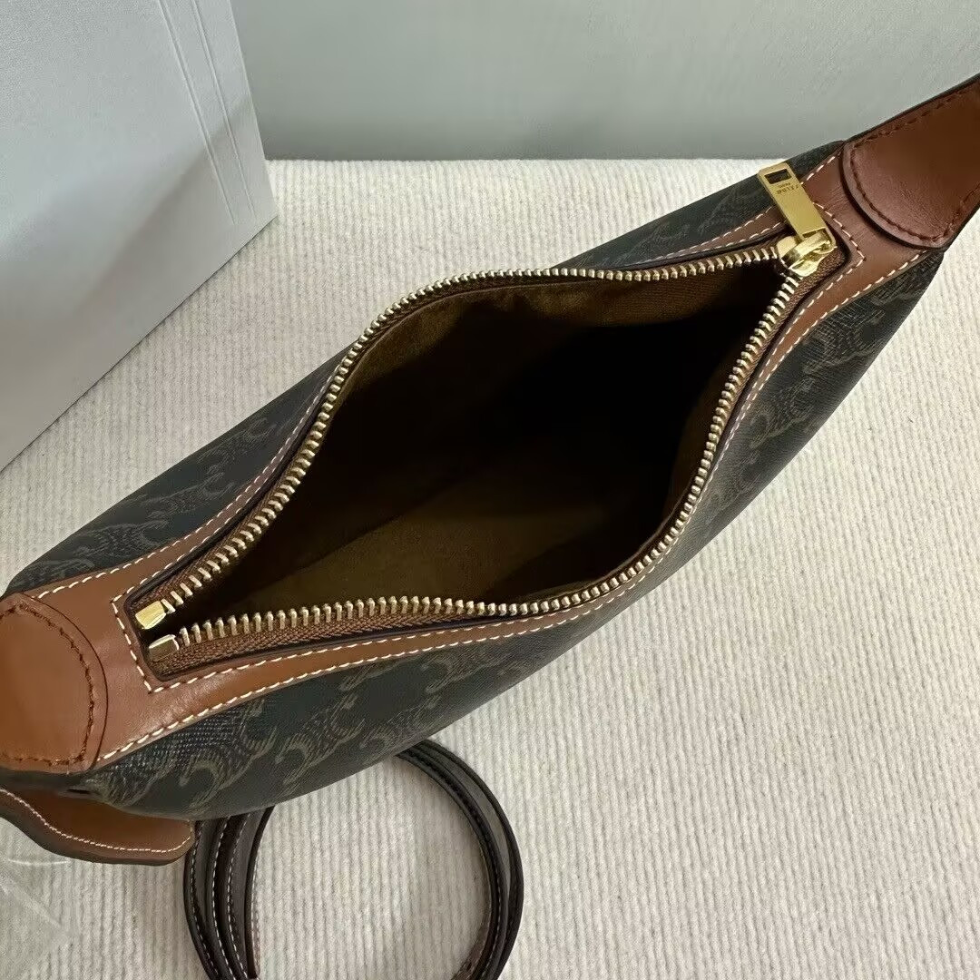 Ce1i*e SMALL HELOÏSE BAG IN TRIOMPHE CANVAS AND CALFSKIN 19x22x5cm