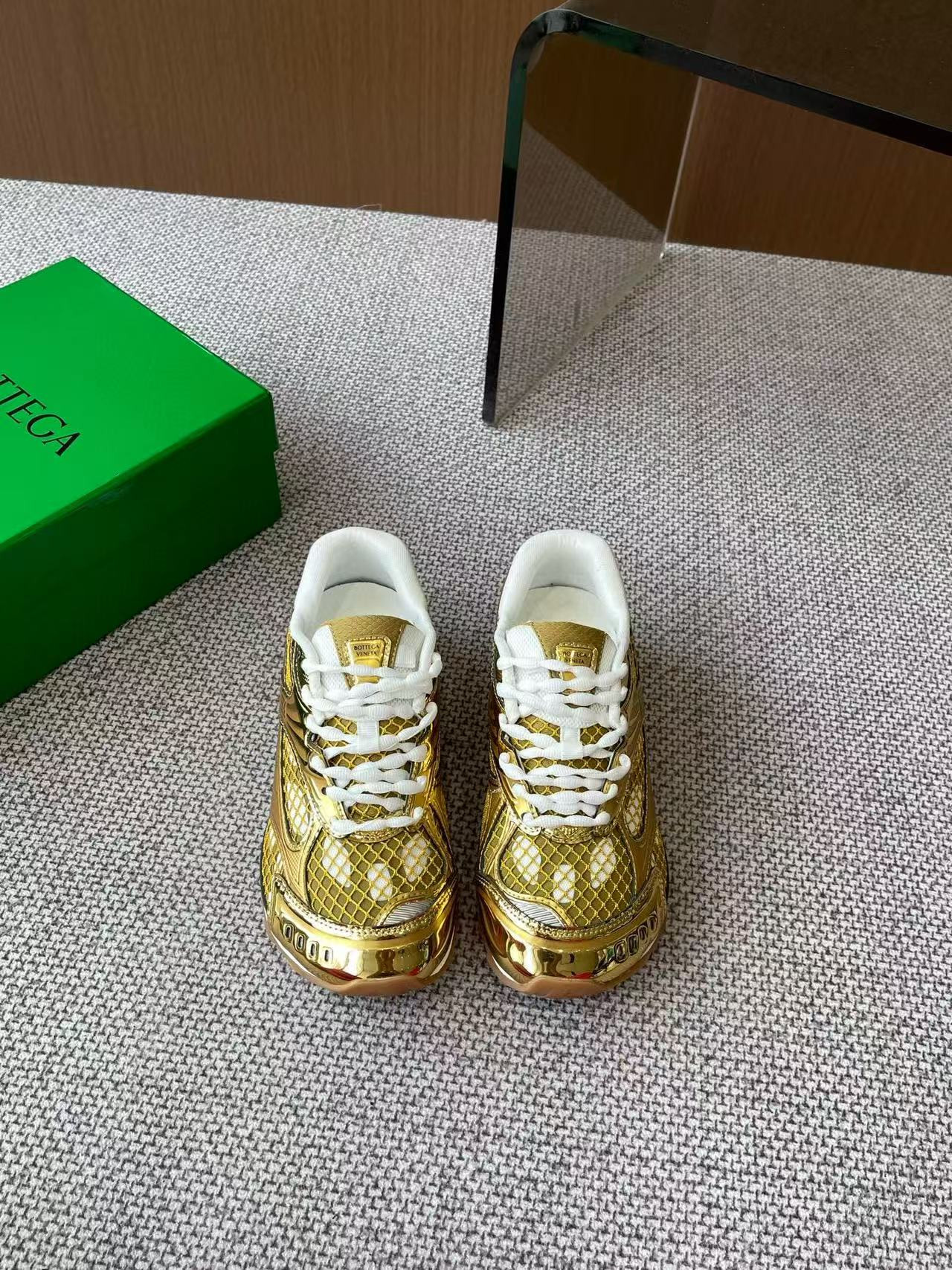 UA B0tt*ga Ven*ta Orbit Sneaker