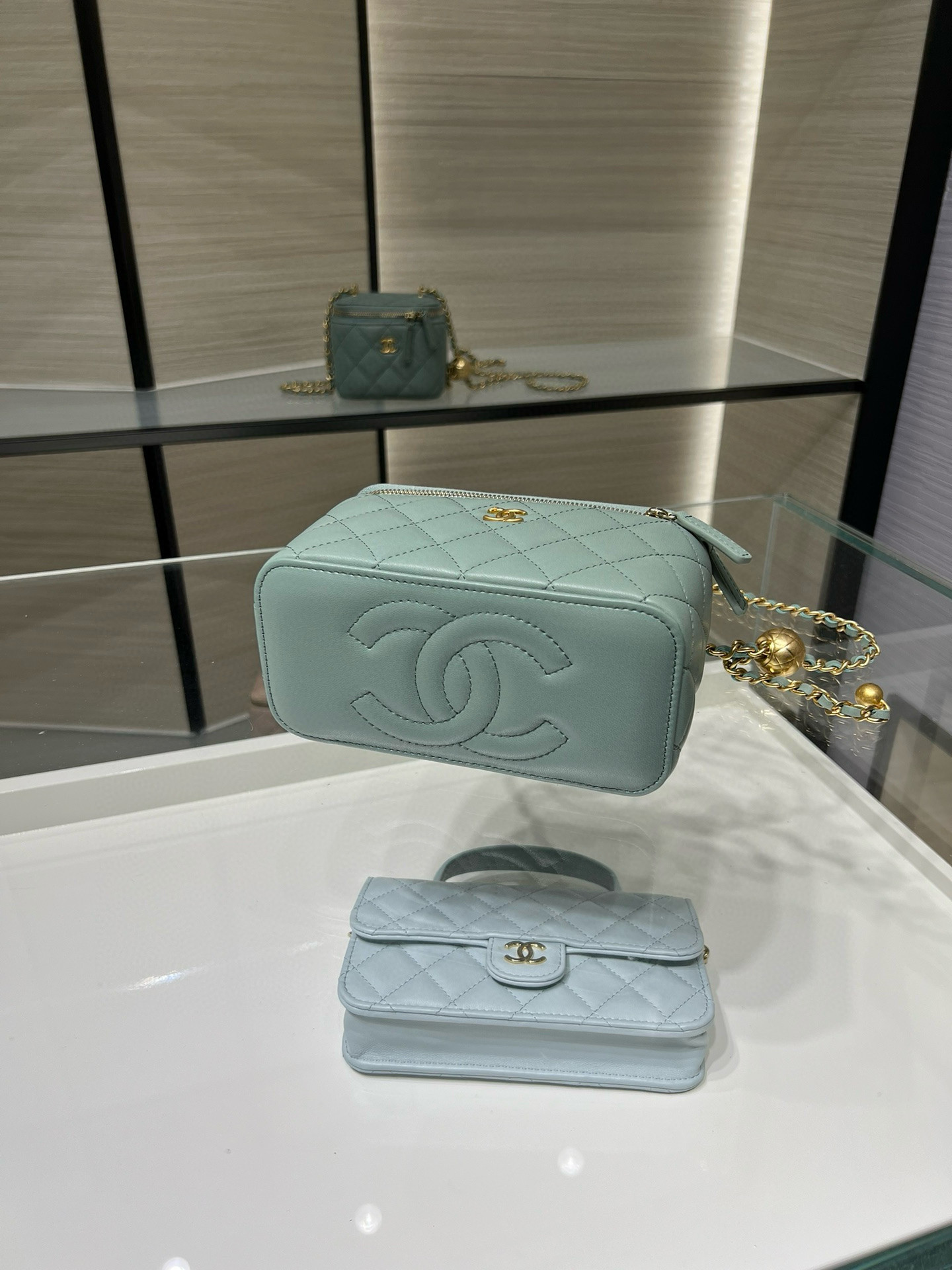 Ch**el Vanity With Chain 9.5x17x8cm