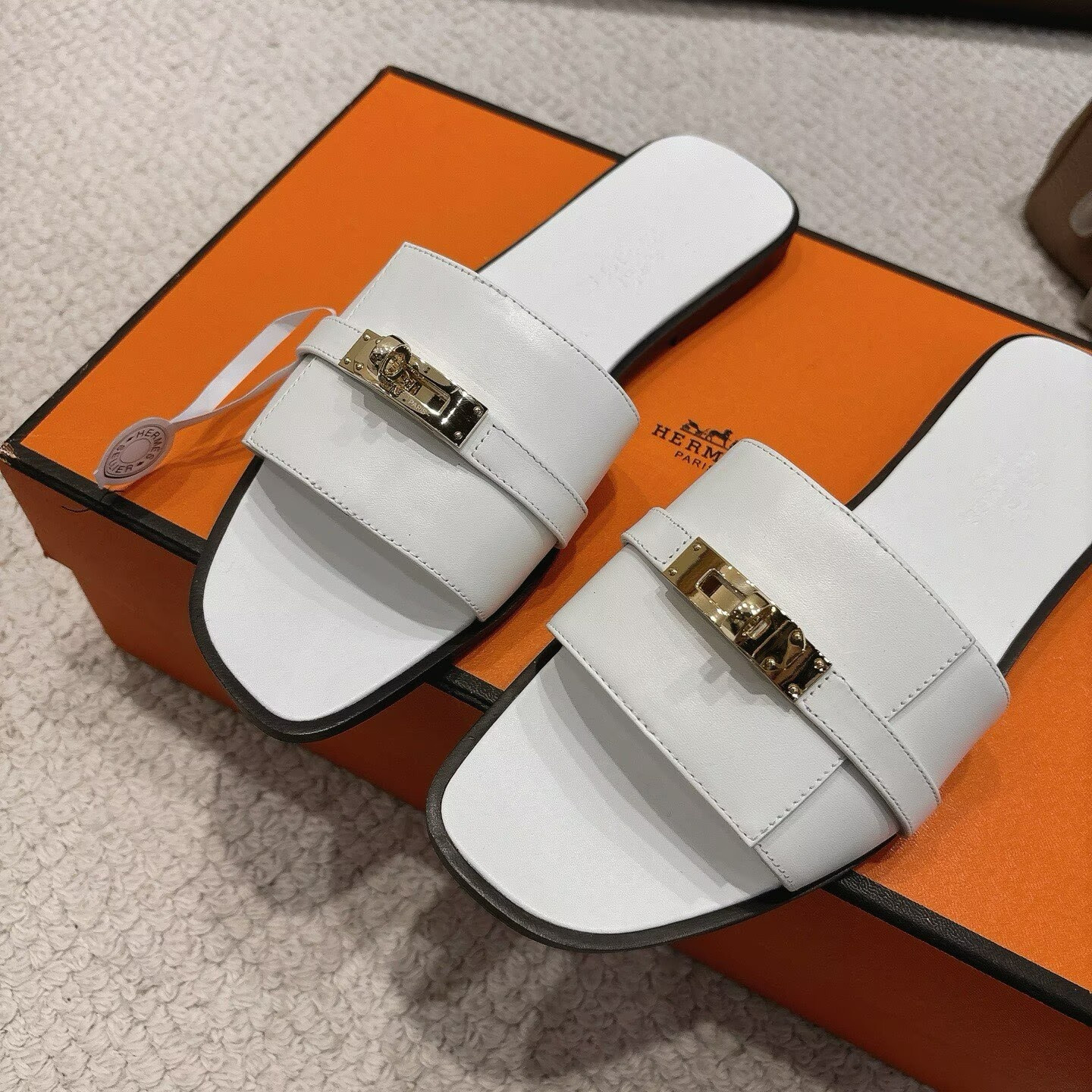 UA H**me5 Giulia Sandal