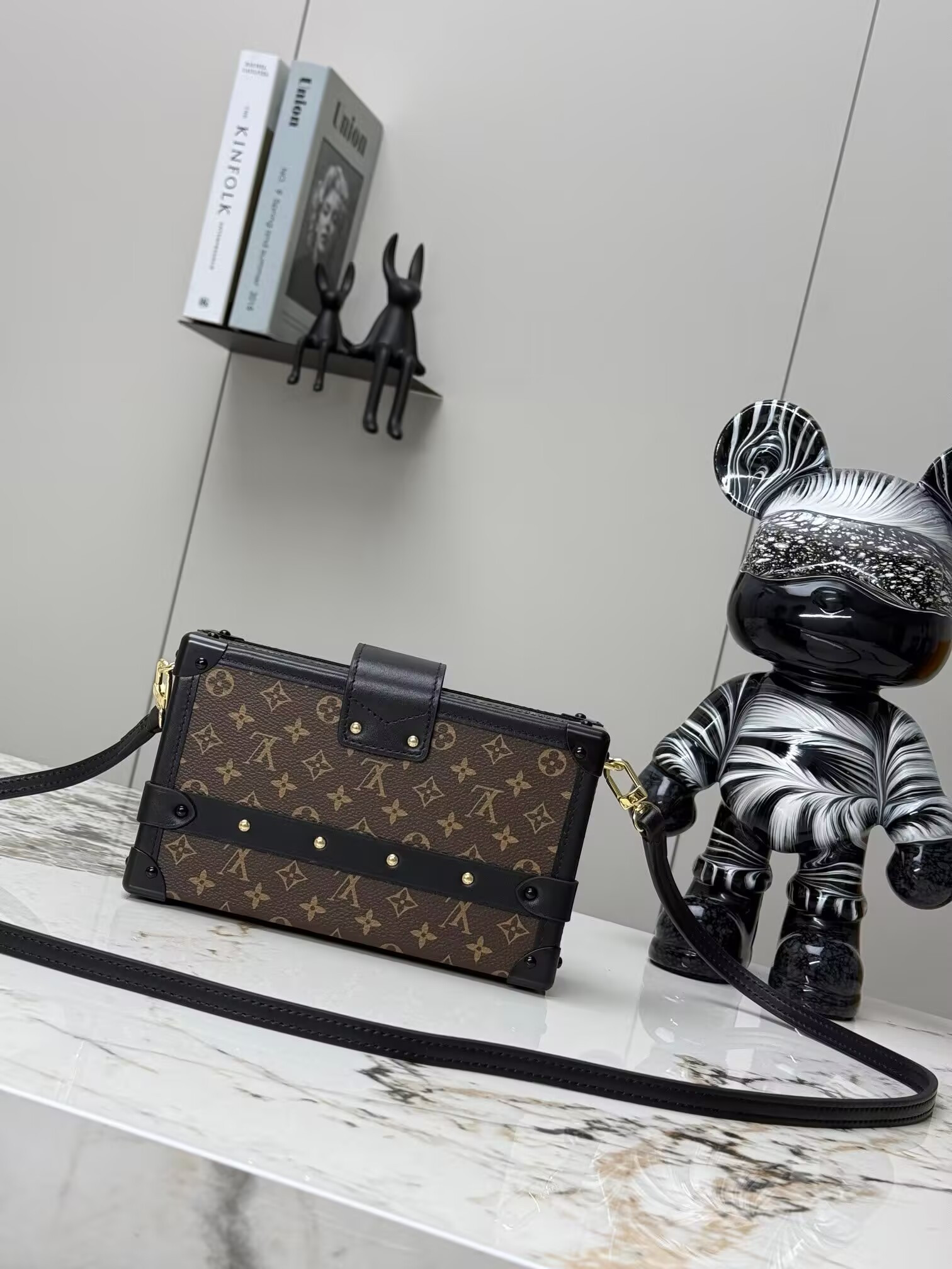 LV Petite Malle Bag M45943 20x12.5x6cm