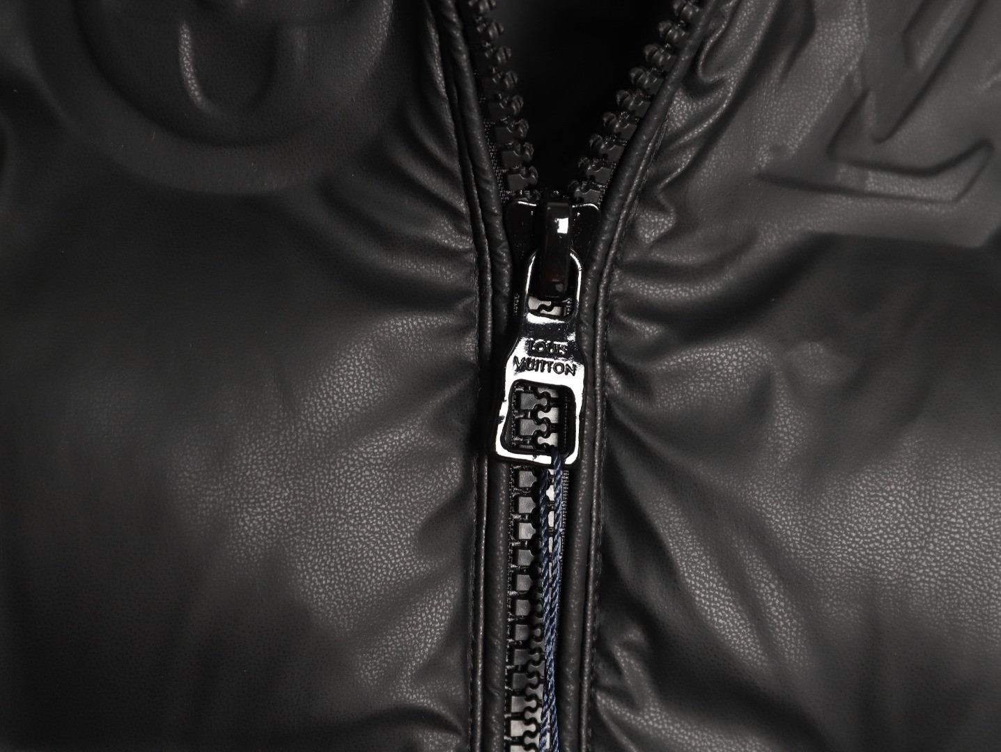 L0vis Vvtt0n Puffer Vest