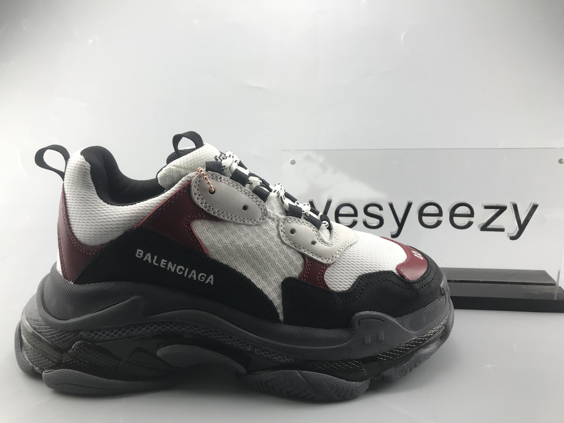 UA TRIPLE S SNEAKER BLACK BROWN RED