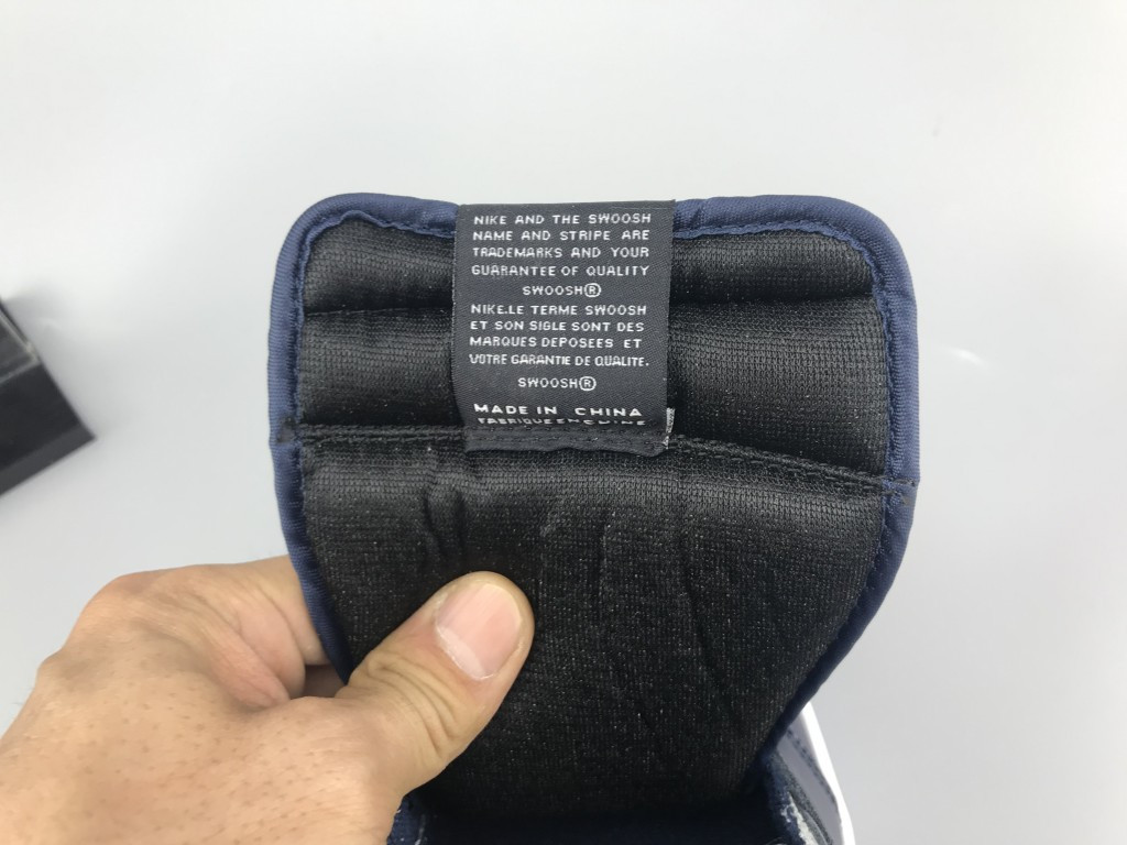 UA WMNS AIR JORDAN 1 RETRO HIGH OG