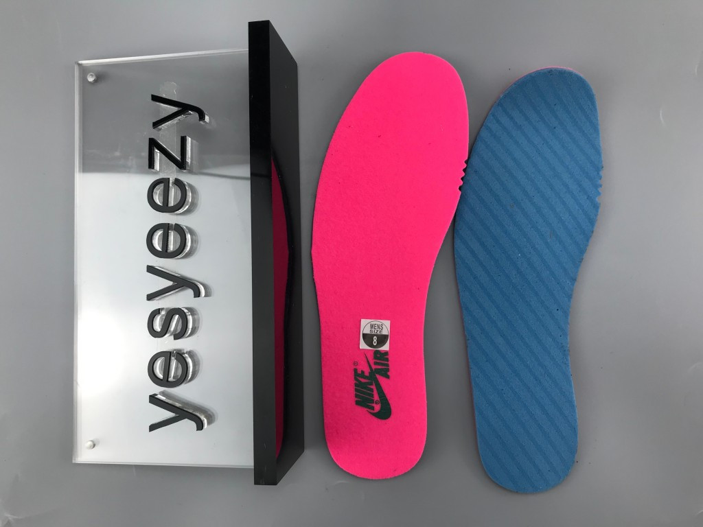 UA AIR JORDAN 1 RETRO HIGH OG "CRIMSON TINT"