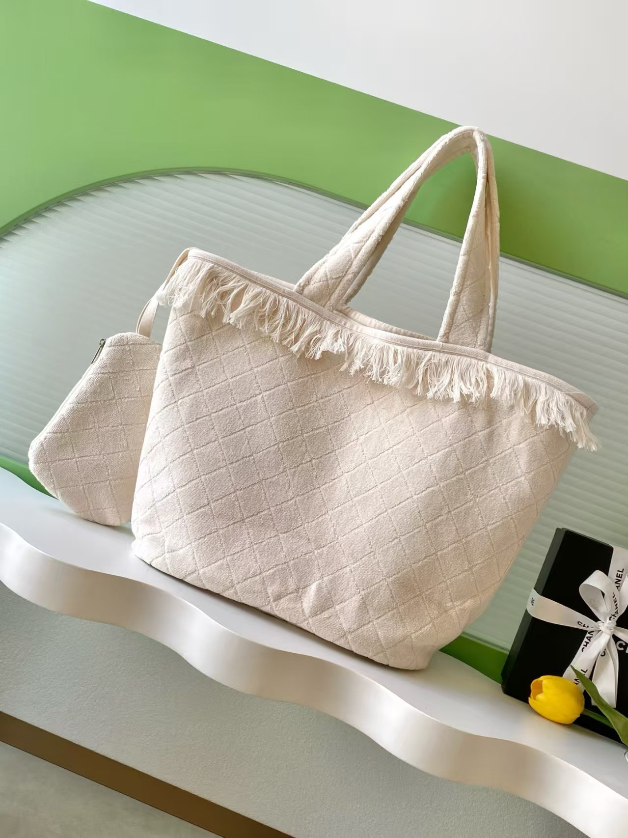Ch**el Coco Beach Tote Bag 38x58x20cm Small Bag size 22x19cm