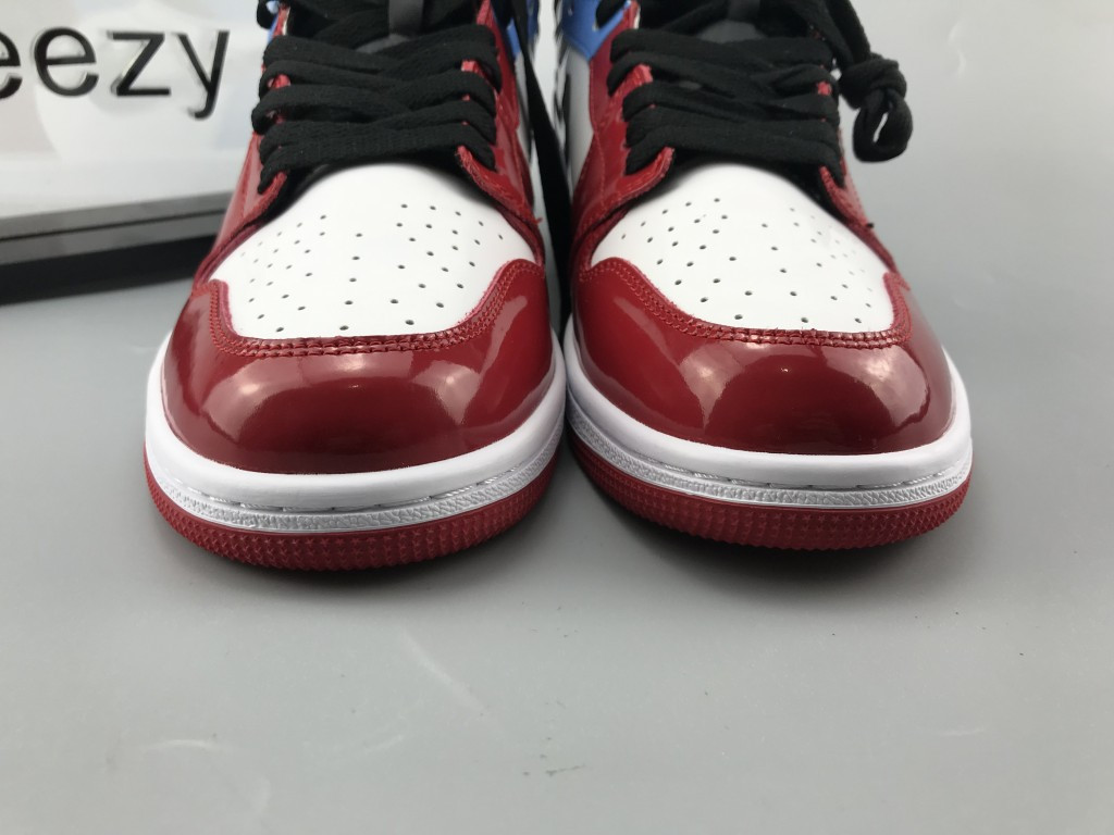 UA AIR JORDAN 1 RETRO HIGH OG 