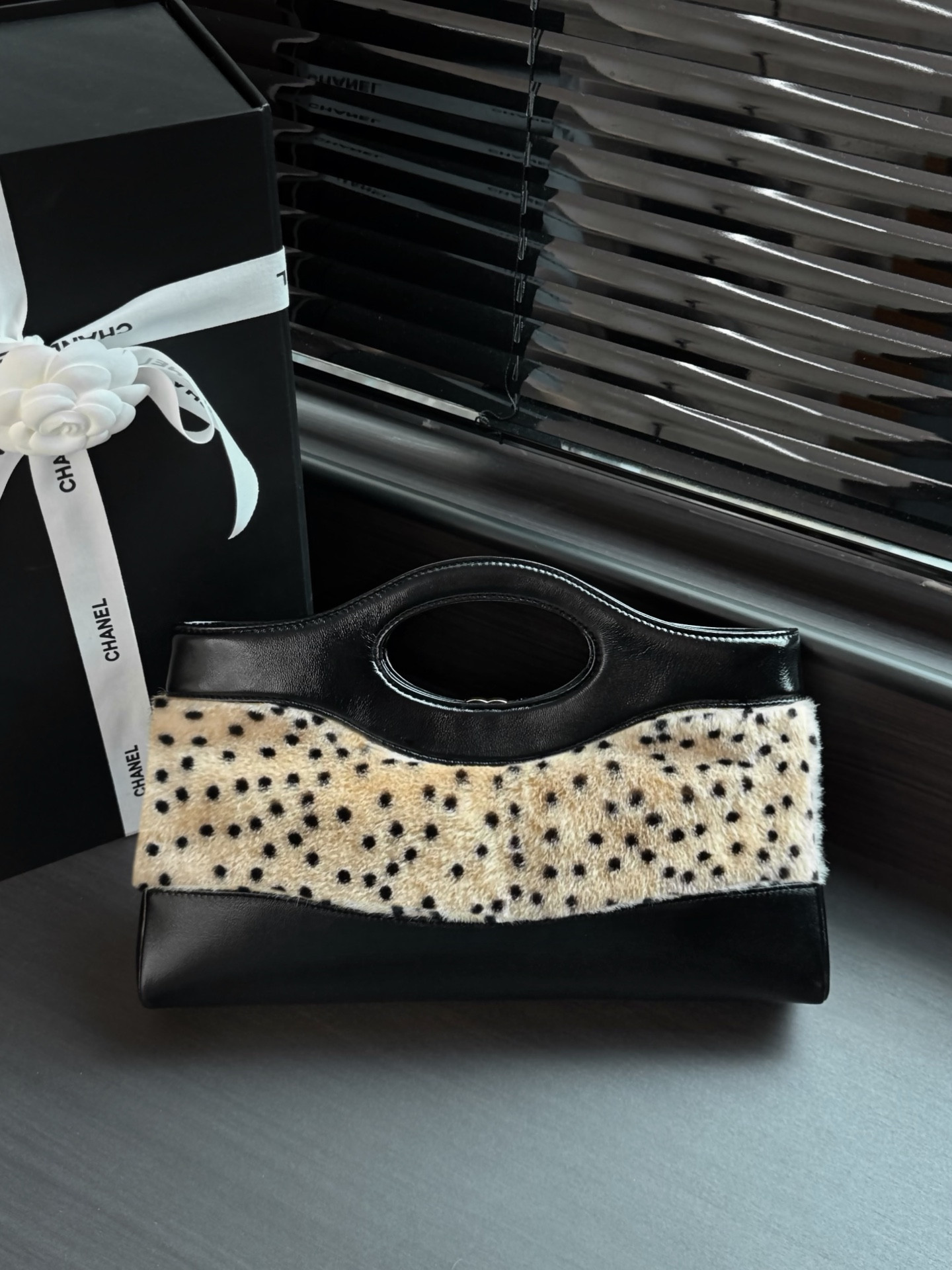 Ch**el 31 Shopping Bag AS6361 22x32x6.5cm